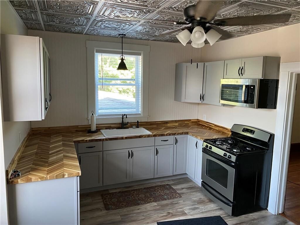 Property Photo:  262 Route 32 B  NY 10917 