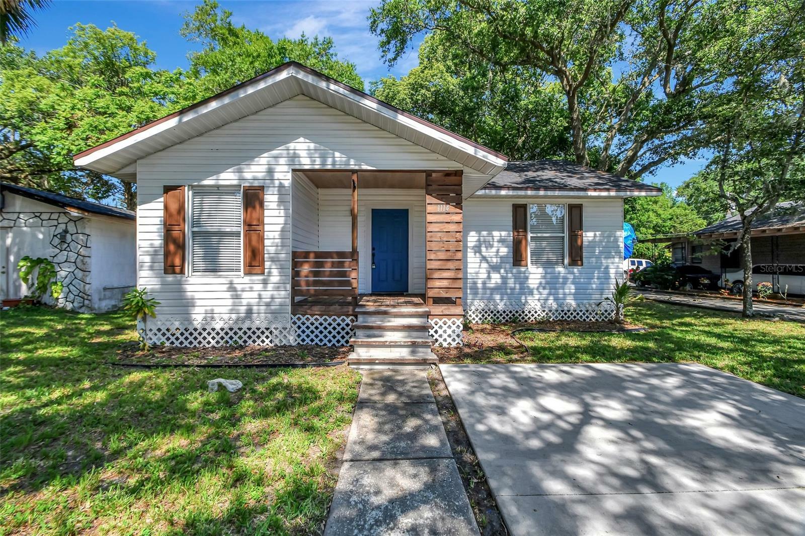 Property Photo:  1114 Pine Avenue  FL 32771 