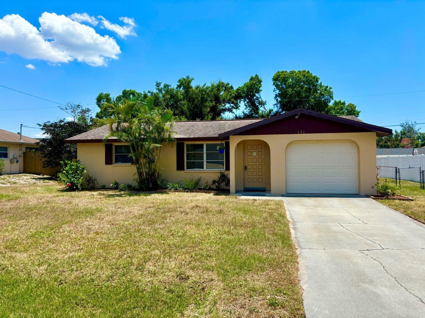 Property Photo:  171 Loyola Road  FL 34293 