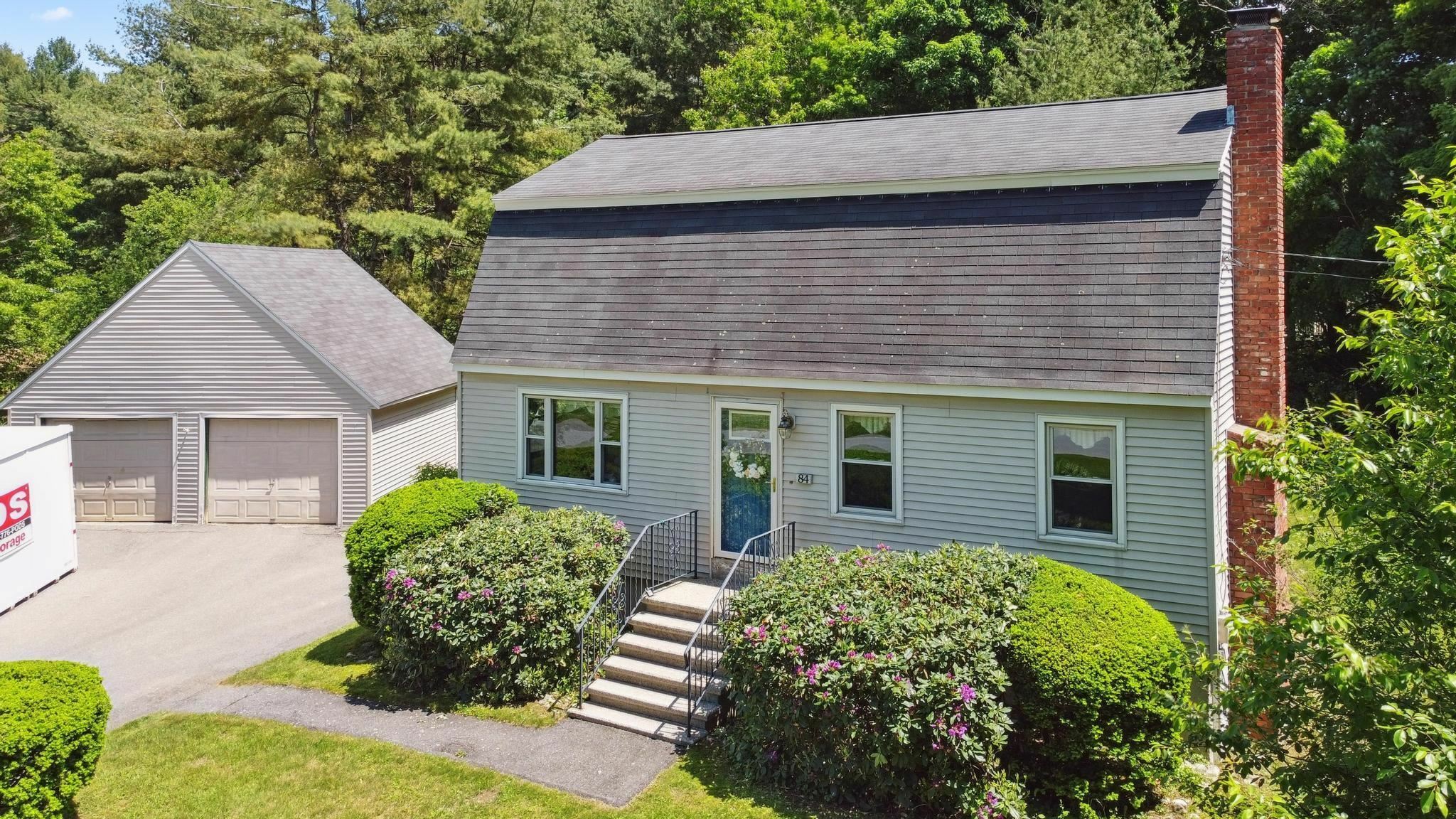 Property Photo: 84 Kendall Pond Road NH 03087