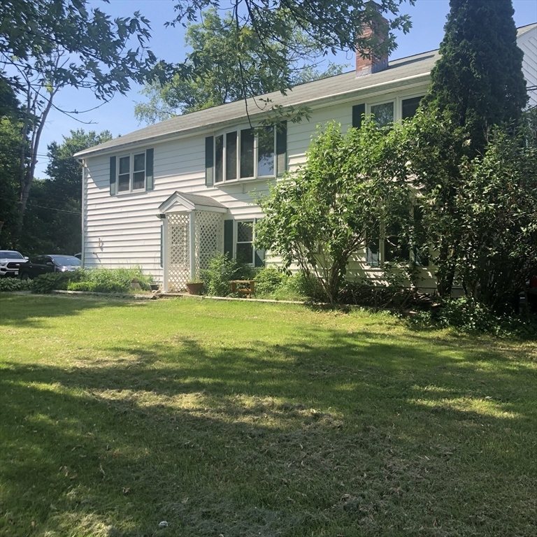 Property Photo:  145 Ponakin Road  MA 01523 