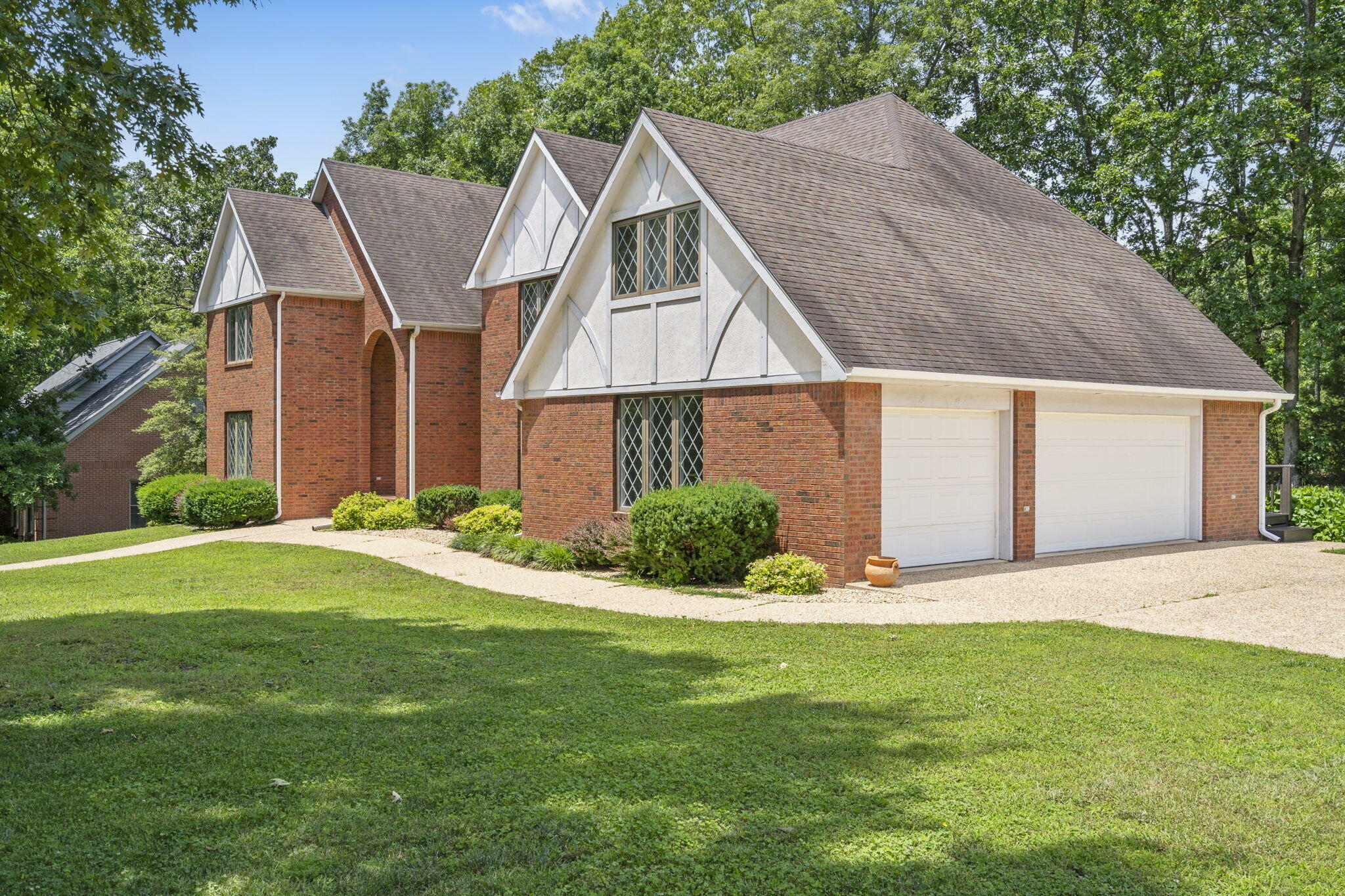 Property Photo:  2109 Sycamore Drive  MO 65775 