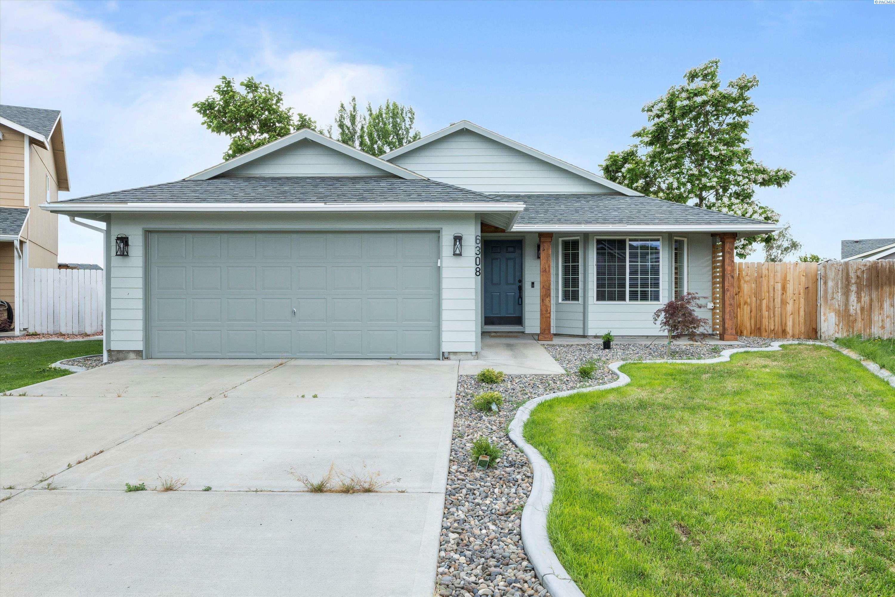 Property Photo: 6308 Robinson Dr. WA 99301