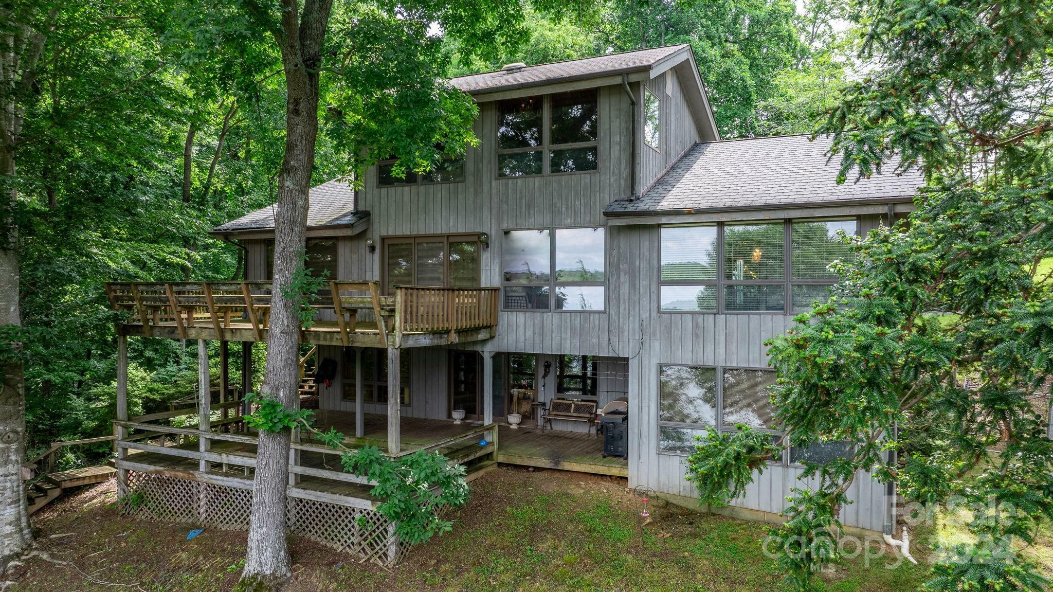 Property Photo:  4749 16th Street Drive NE  NC 28601 