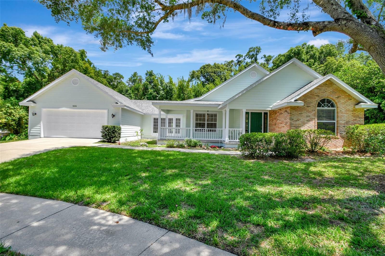 Property Photo:  1604 Kinnan Trail  FL 32720 