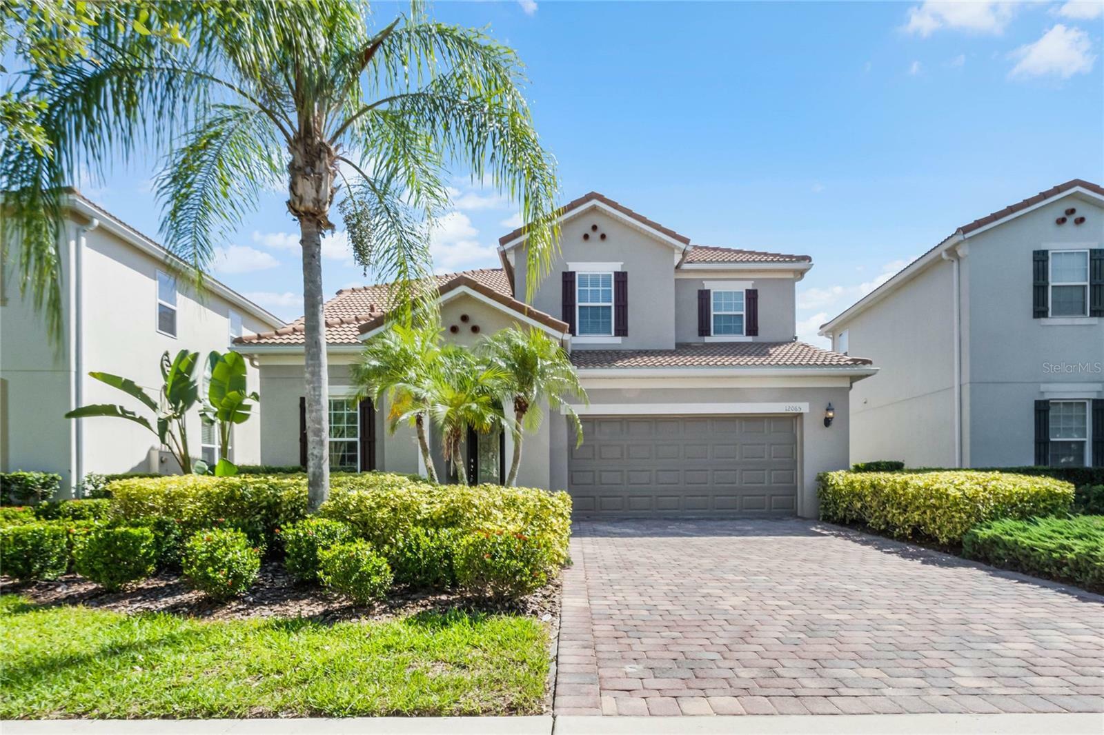 Property Photo:  12065 Uleta Lane  FL 32827 