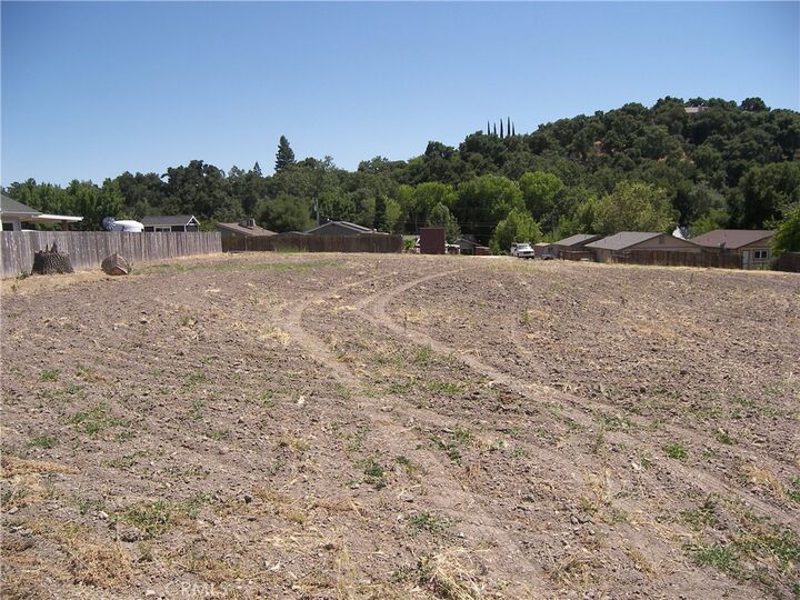 Property Photo:  799 Forest Avenue  CA 93465 