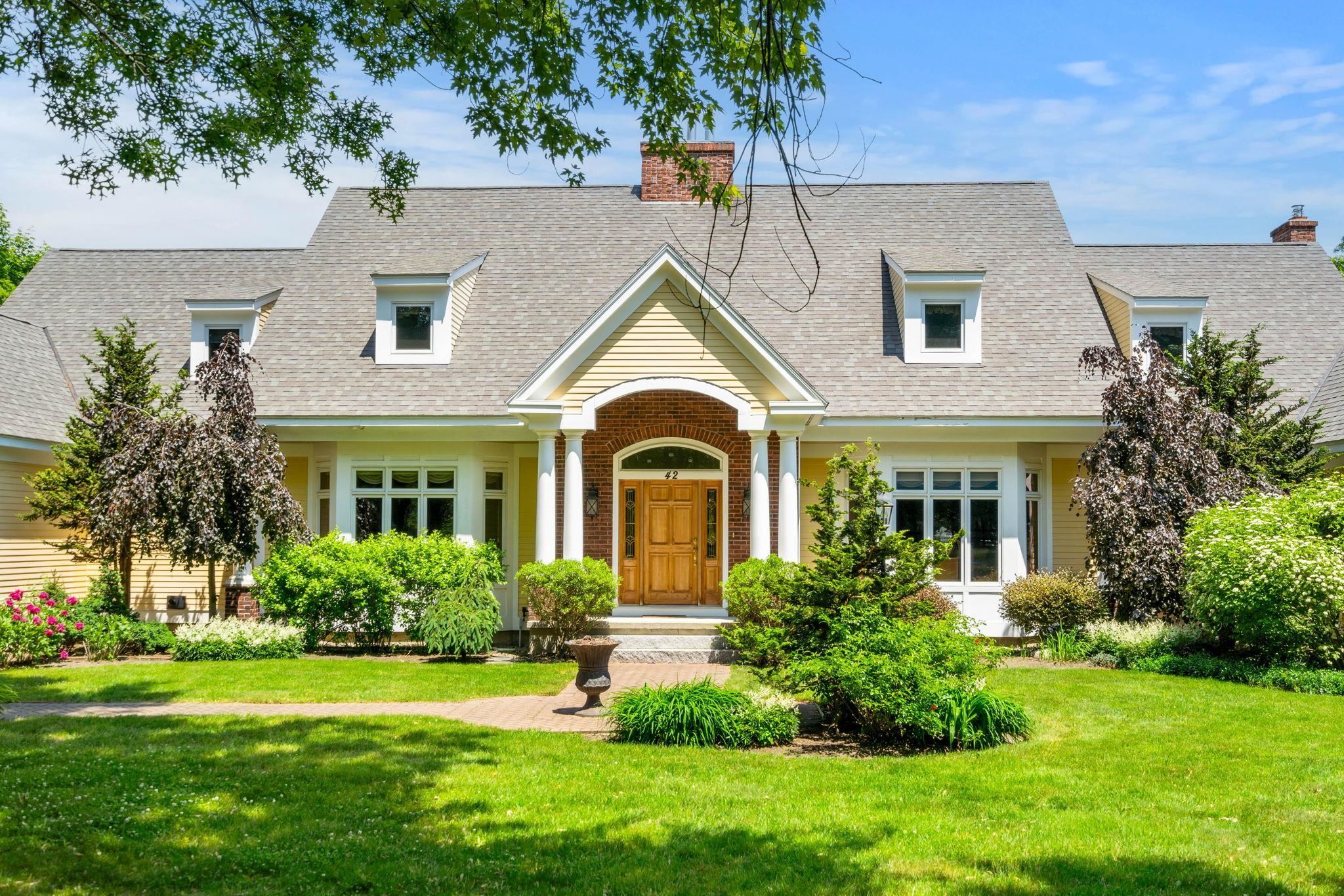 Property Photo: 42 Pine Hill Road NH 03049