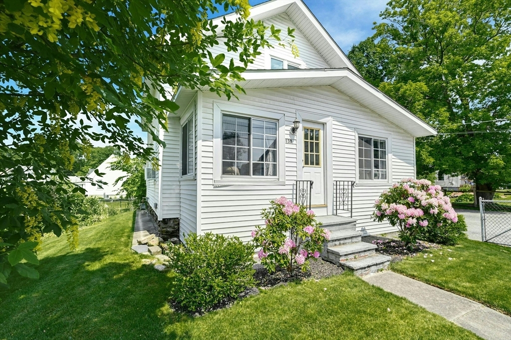 Property Photo:  130 Park Hill Ave  MA 01527 