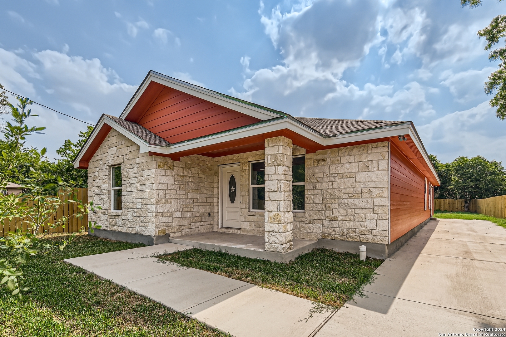 8843 Troy Dr  San Antonio TX 78221 photo