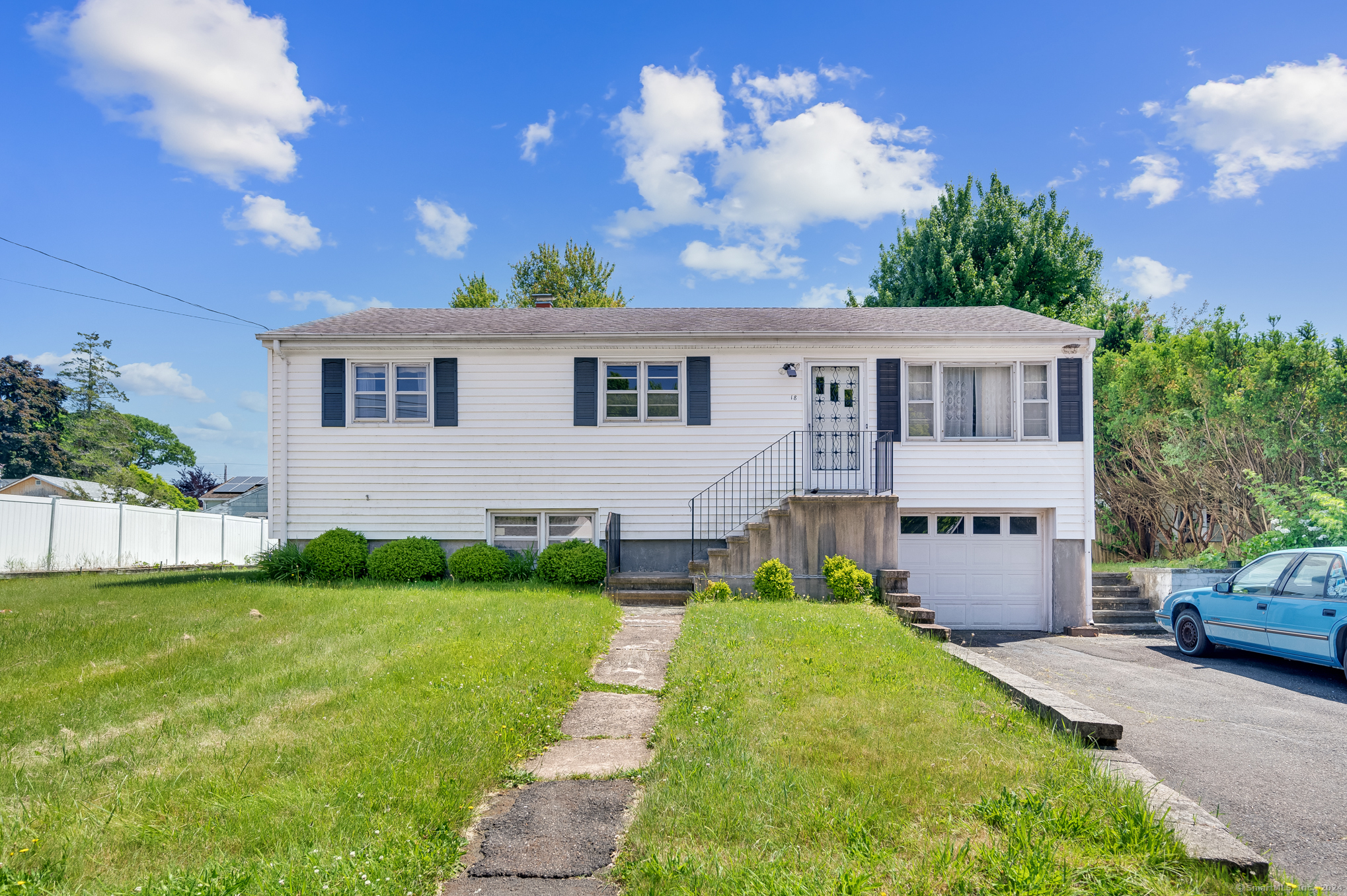 Property Photo:  18 Woodland Avenue  CT 06512 