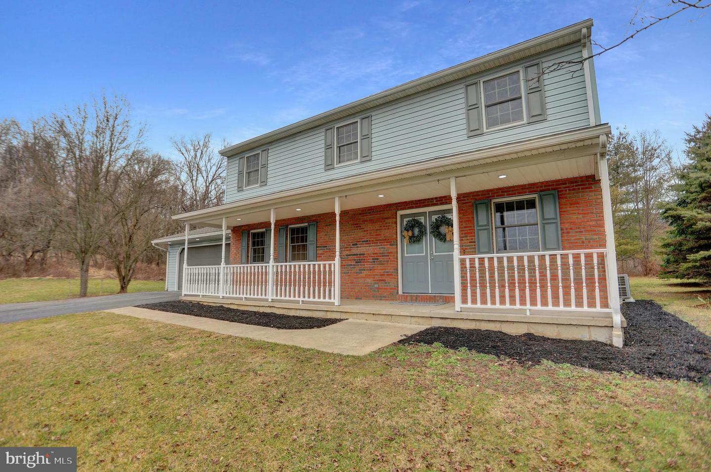 Property Photo: 322 Greenbriar Road PA 17044