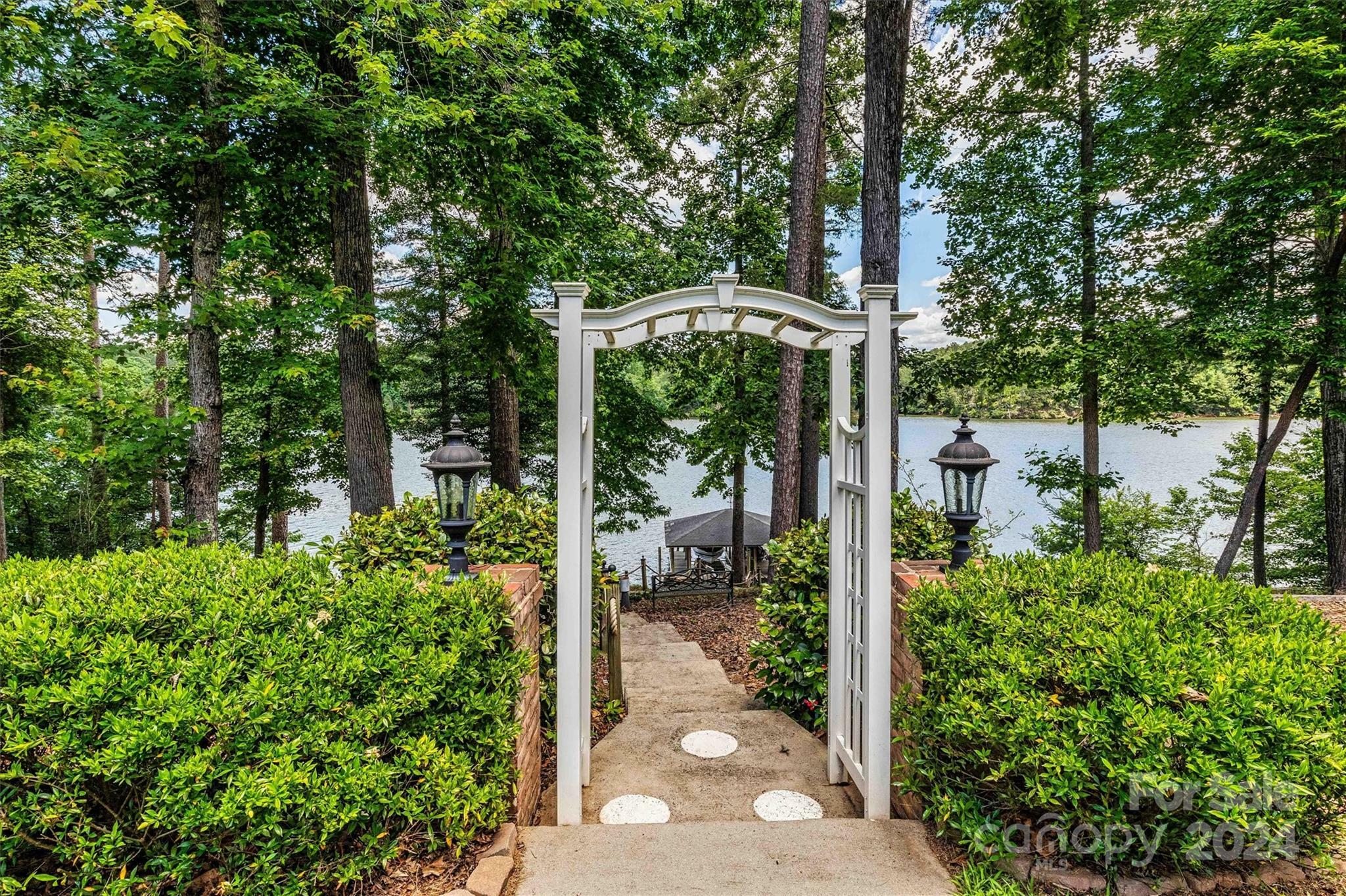 Property Photo:  302 Riverwalk Drive  NC 28612 