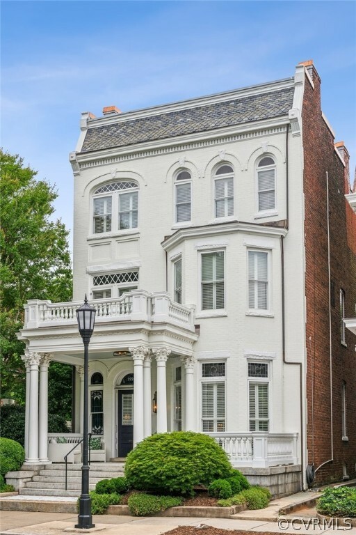 Property Photo:  2226 Monument Avenue  VA 23220 