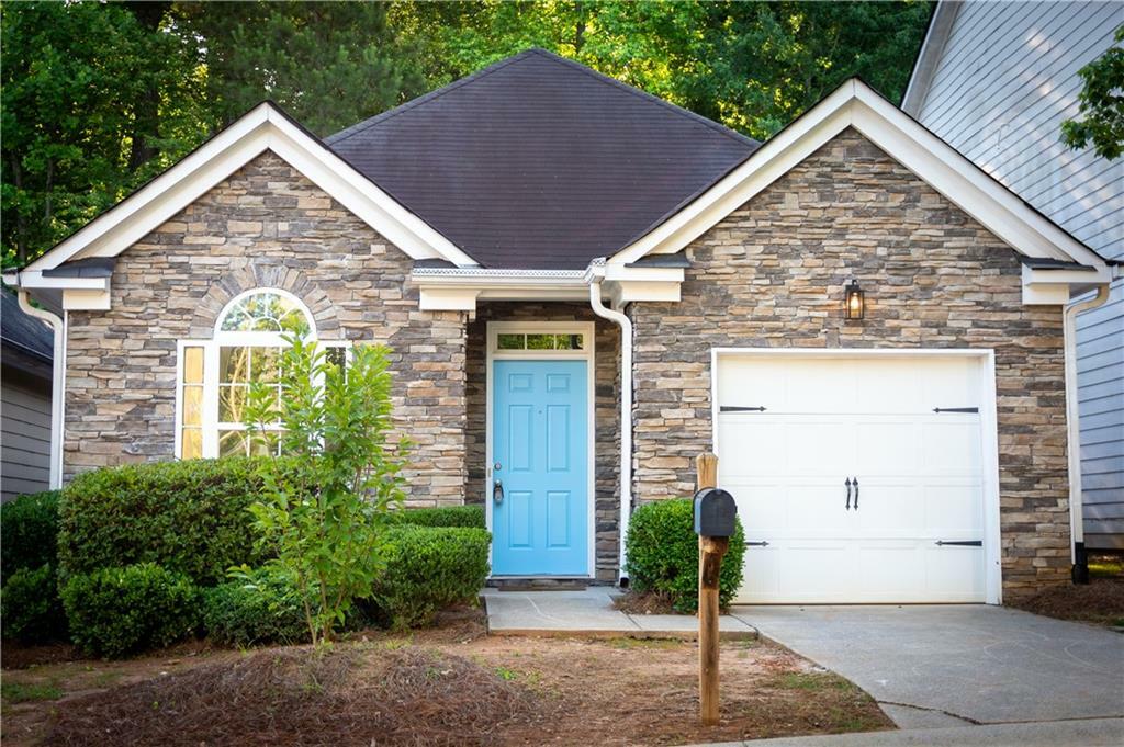 Property Photo:  416 Pierpont Court  GA 30114 