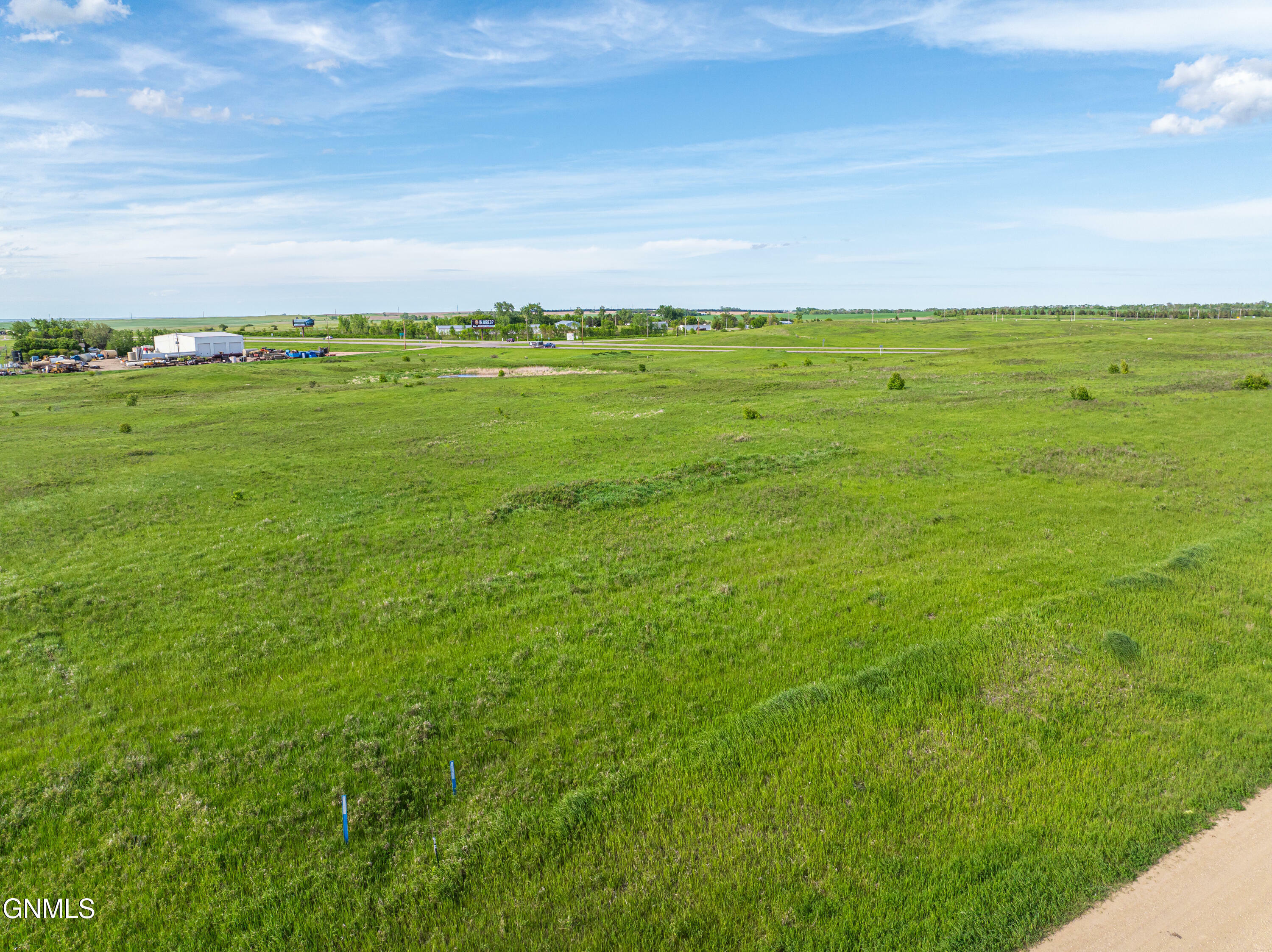 Property Photo:  1437 327th Avenue NW  ND 58579 