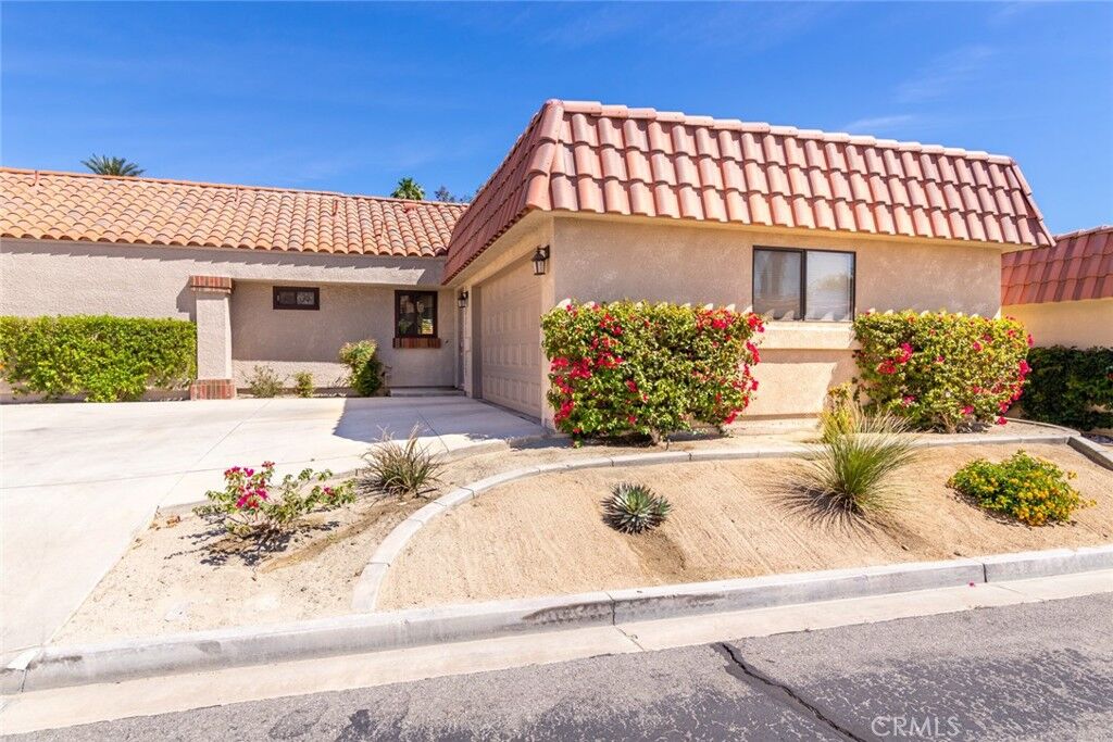 Property Photo:  40389 Pebble Beach Circle  CA 92211 