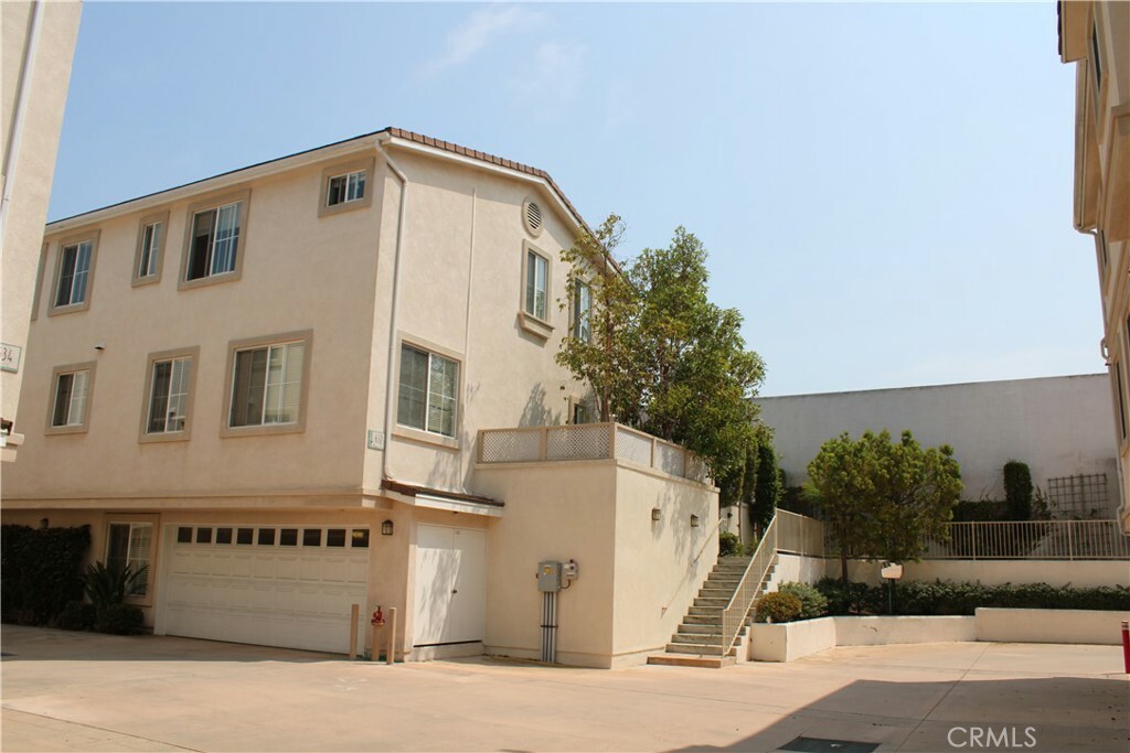 632 Meyer Lane A  Redondo Beach CA 90278 photo