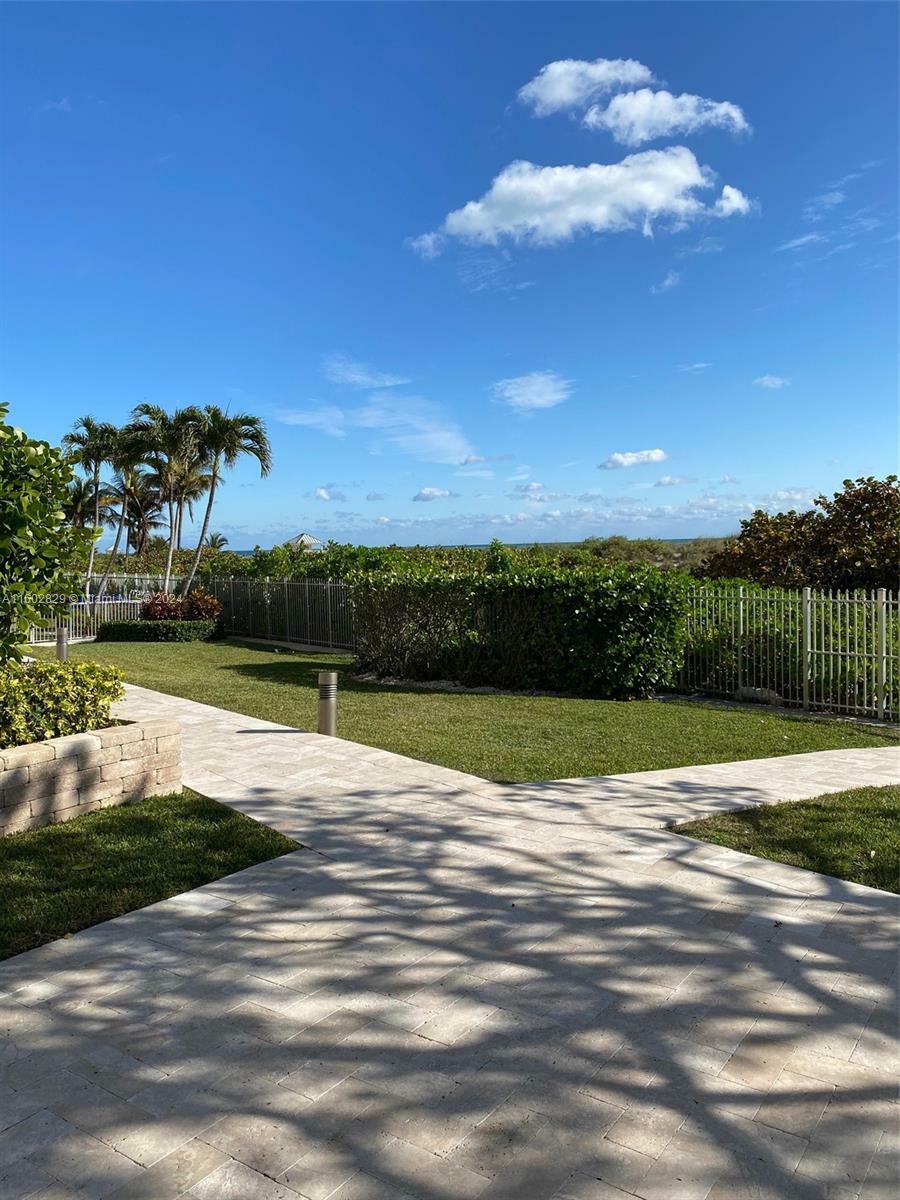 Property Photo:  177 Ocean Lane Dr 502  FL 33149 