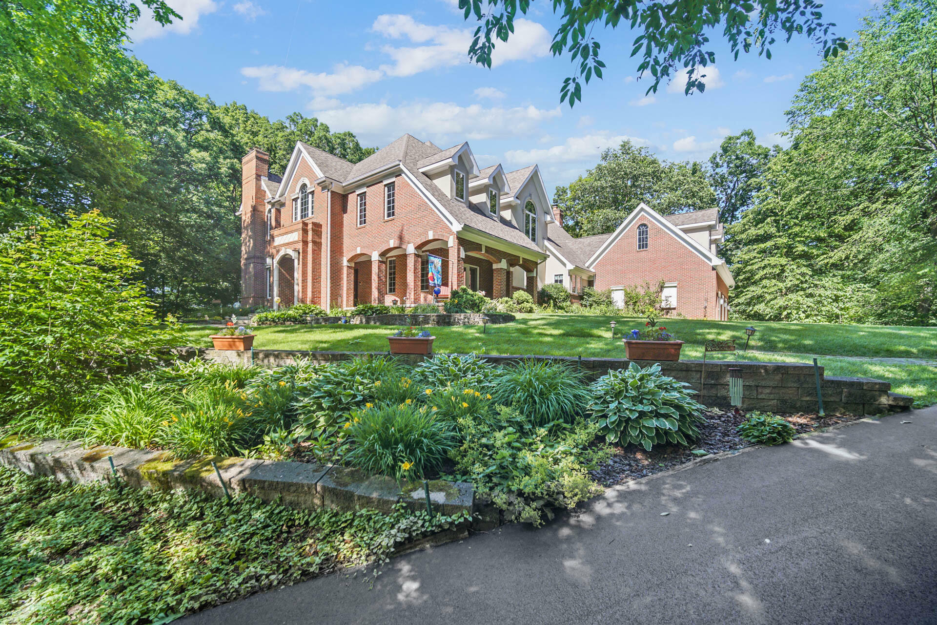 273 Bridlewood Lane  Valparaiso IN 46385 photo