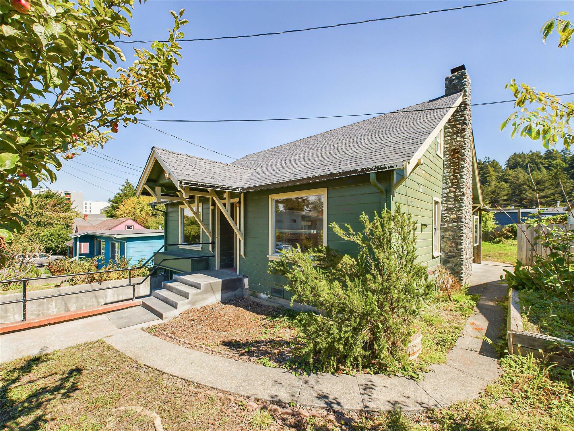 Property Photo:  2488 Eye Street  CA 95521 