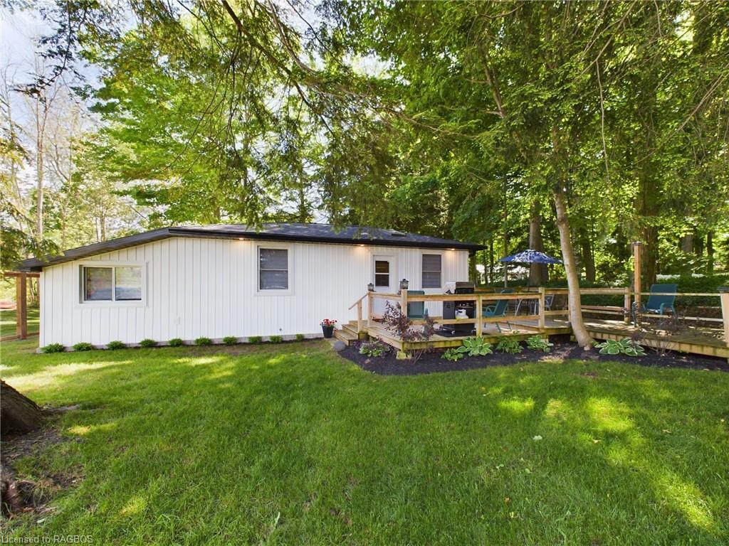 Property Photo: 125 Hemlock Street ON N0G 2R0
