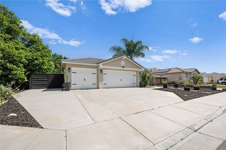 Property Photo:  31648 Alder Court  CA 92596 