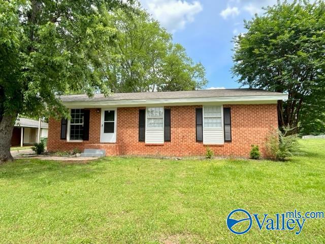 615 Royal Oaks Drive  Huntsville AL 35811 photo