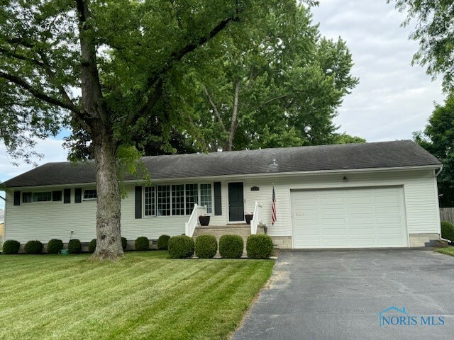 1539 Eastview Drive  Findlay OH 45840 photo