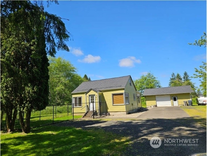 Property Photo:  65 Calder Road  WA 98541 