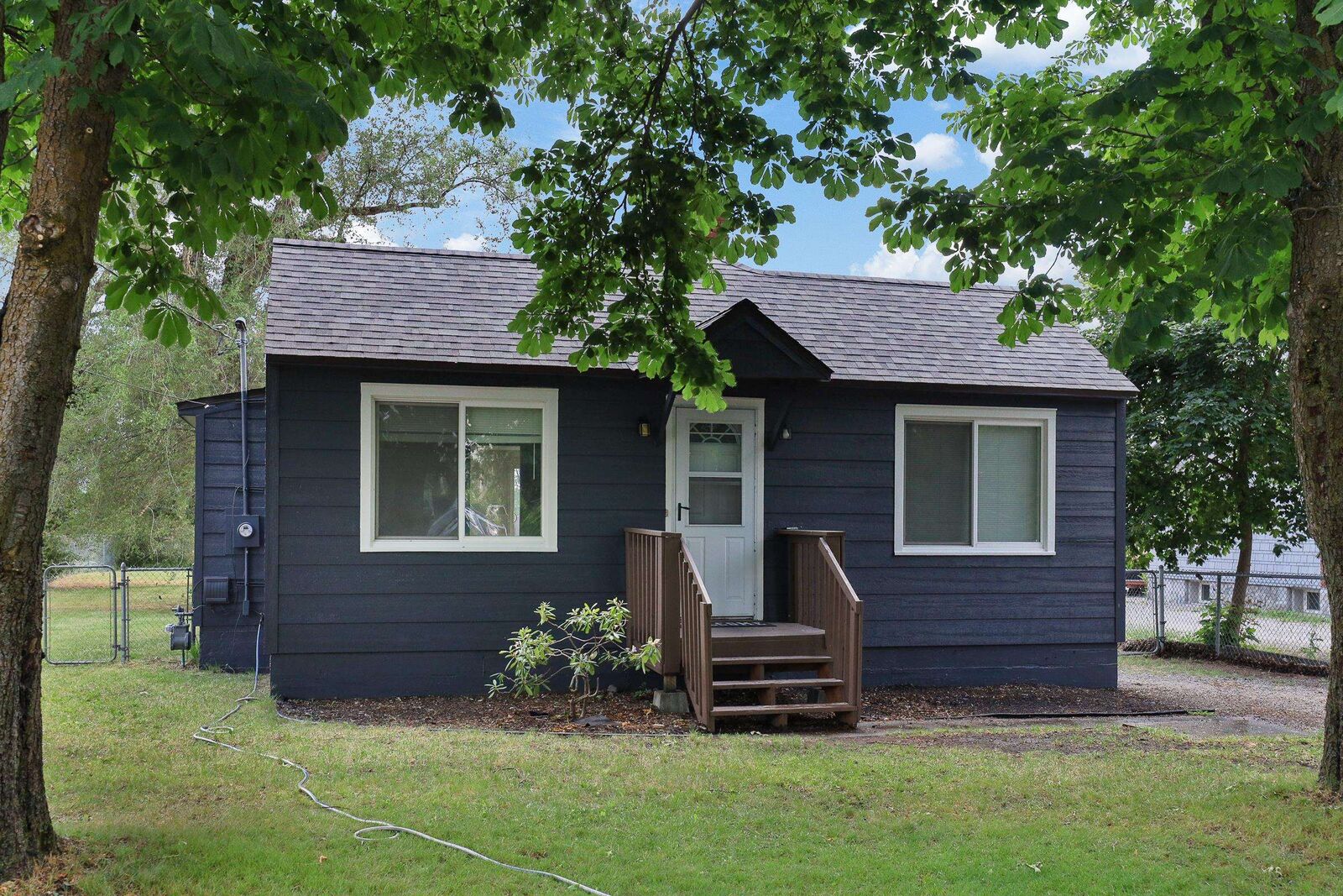 Property Photo:  12702 E Valleyway Ave  WA 99216 