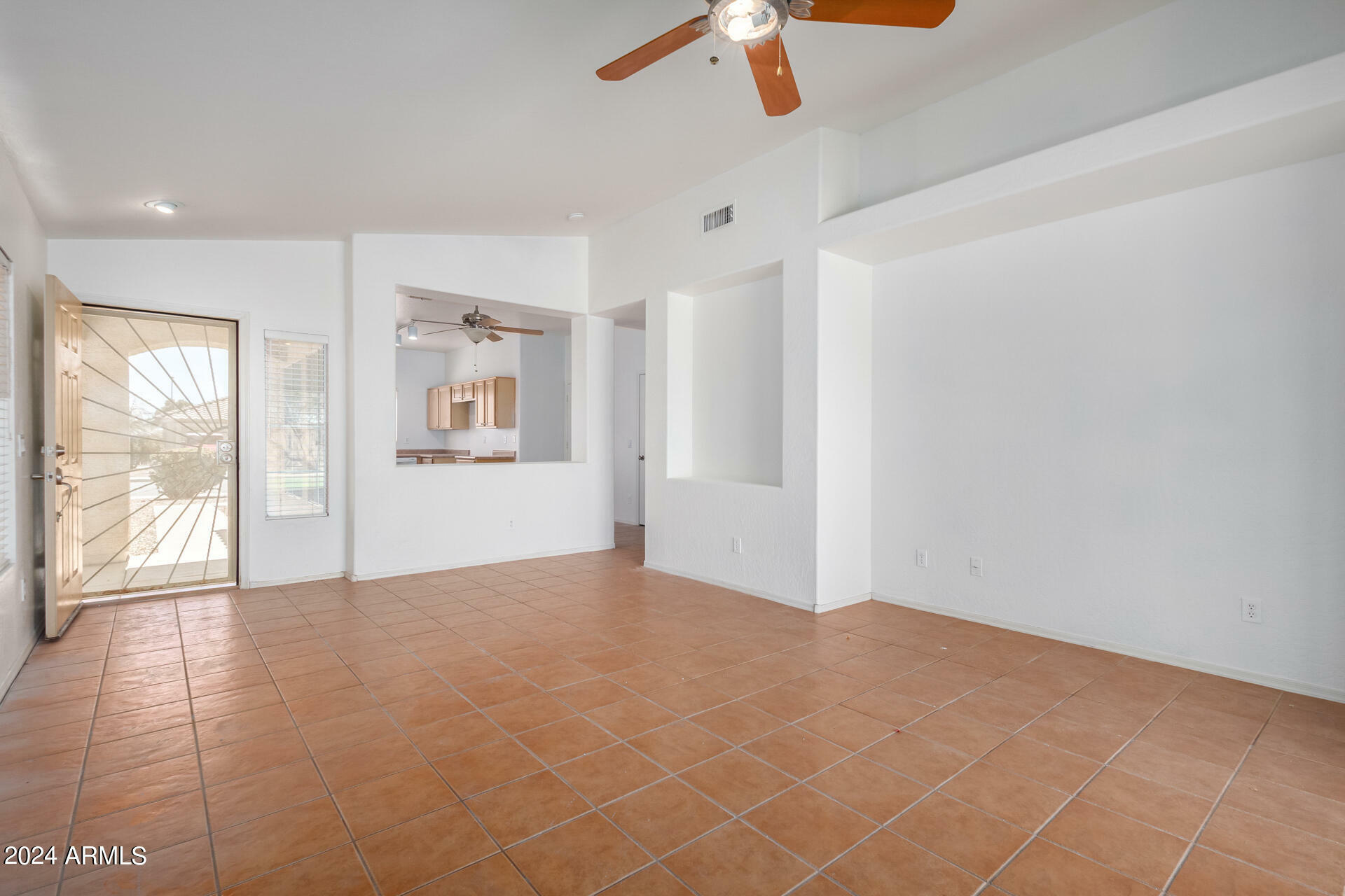 Property Photo:  684 E Redondo Drive  AZ 85296 