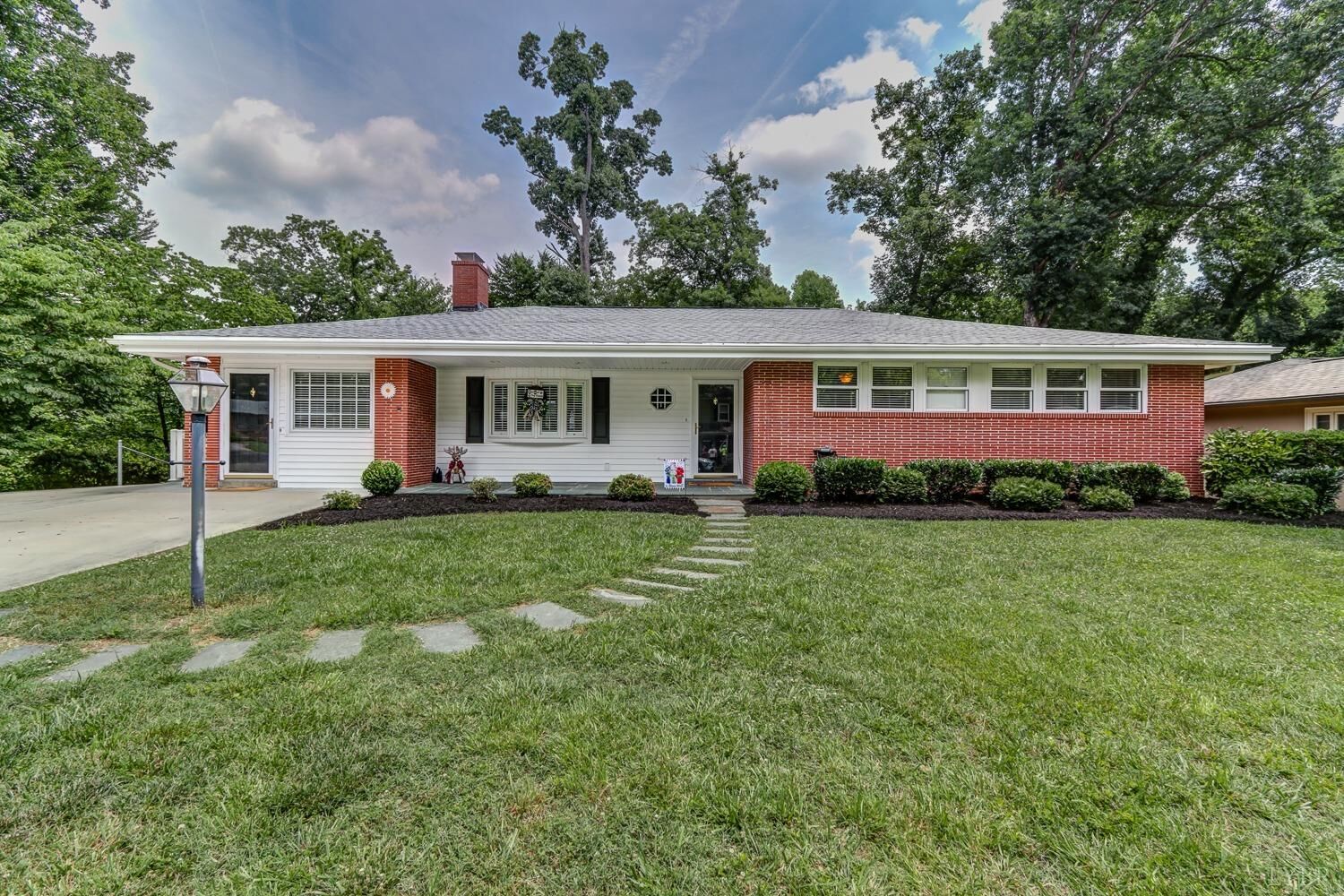 Property Photo:  226 Brandon Court  VA 24541 