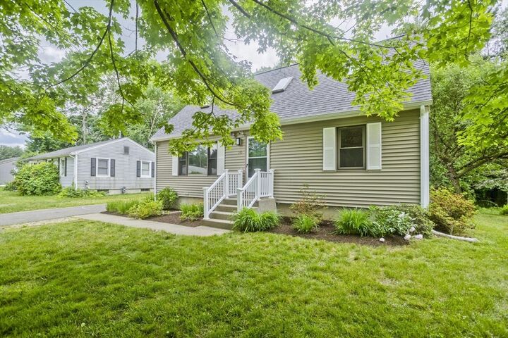 Property Photo: 10 Matthew Dr MA 01062