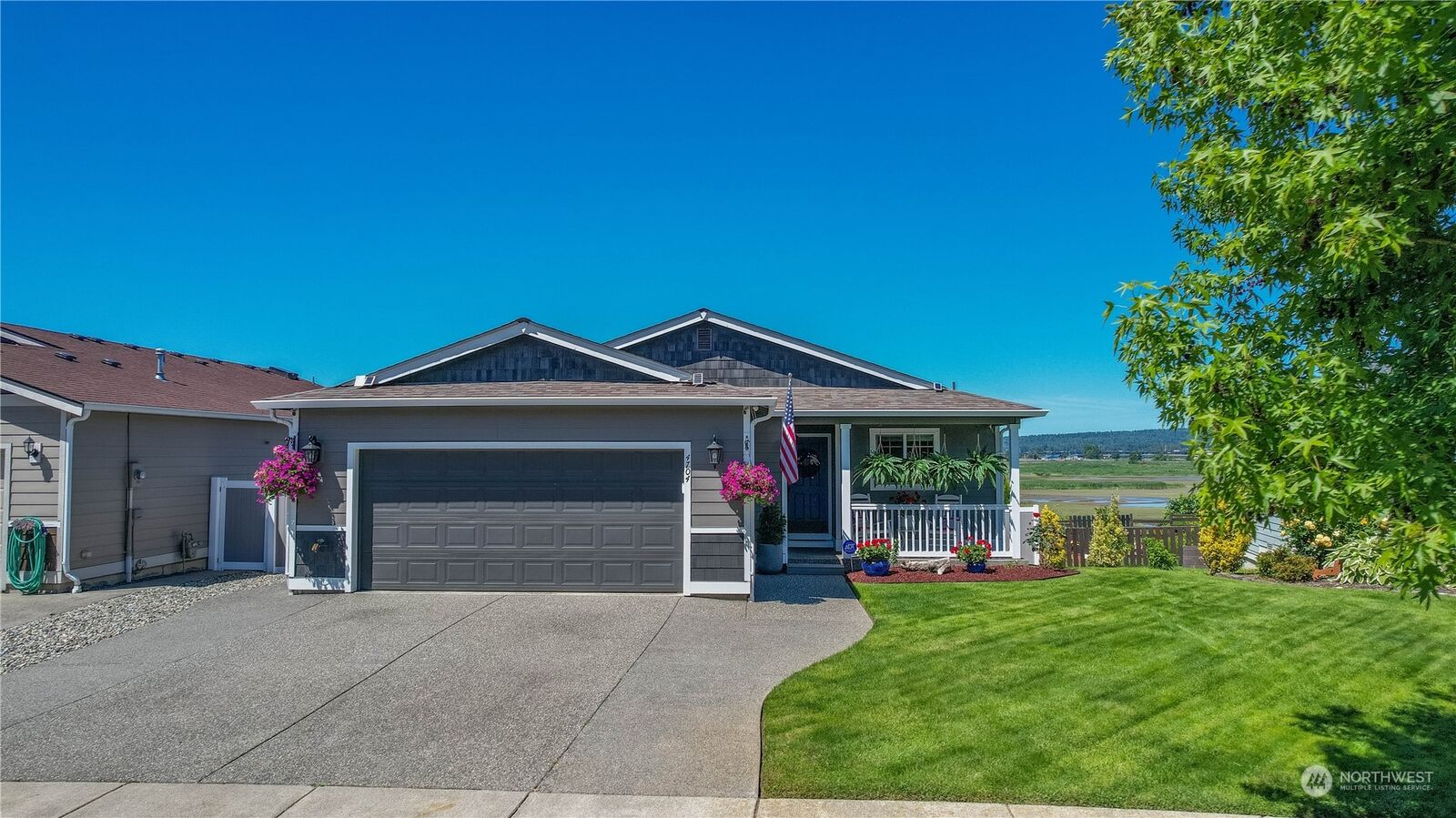Property Photo:  4704 57th Drive NE  WA 98270 