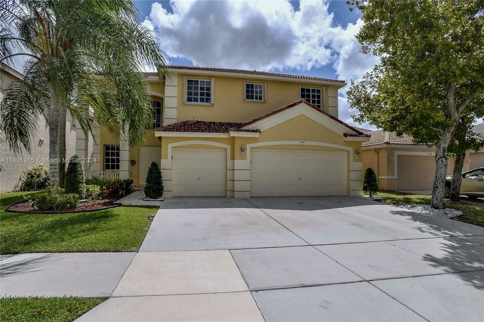 Property Photo:  4322 Fox Ridge Dr  FL 33331 