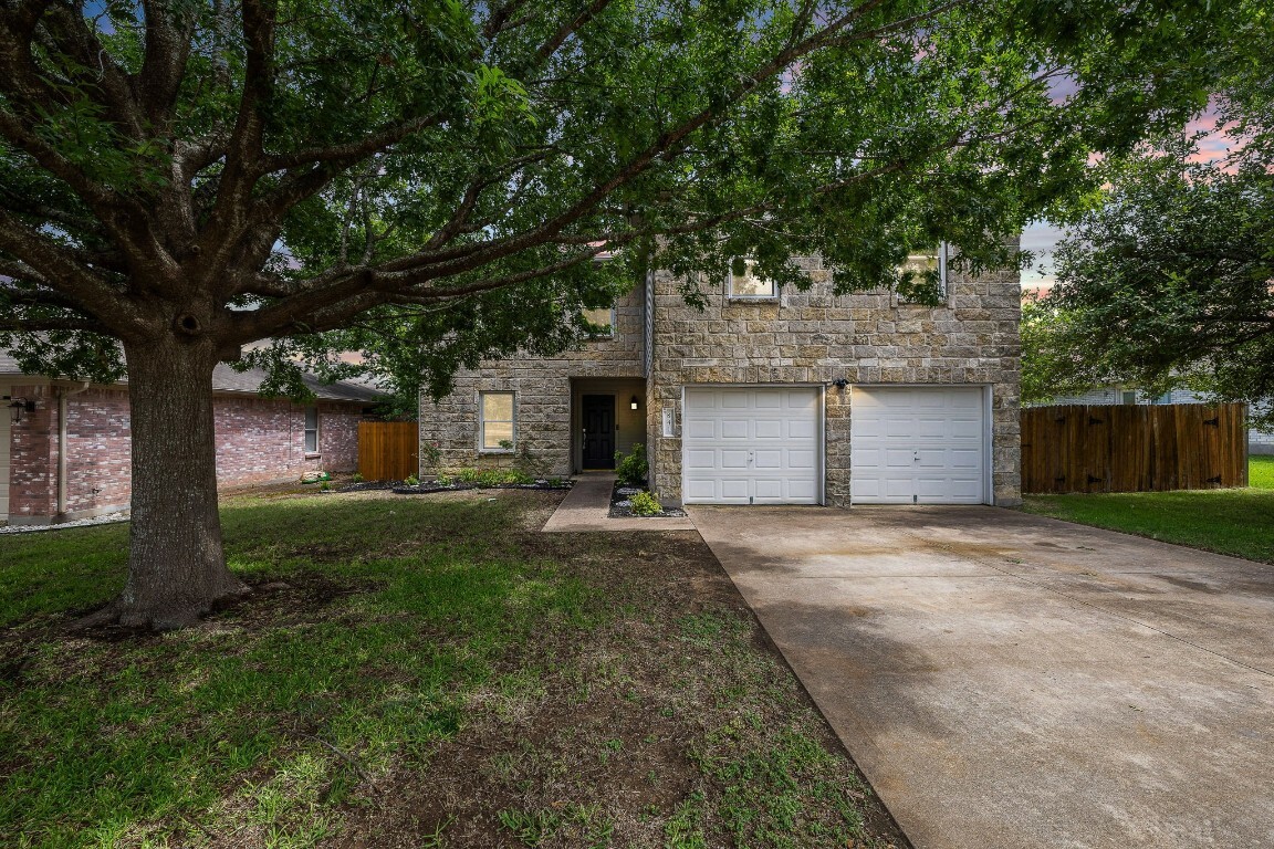 Property Photo:  841 Satellite View  TX 78665 