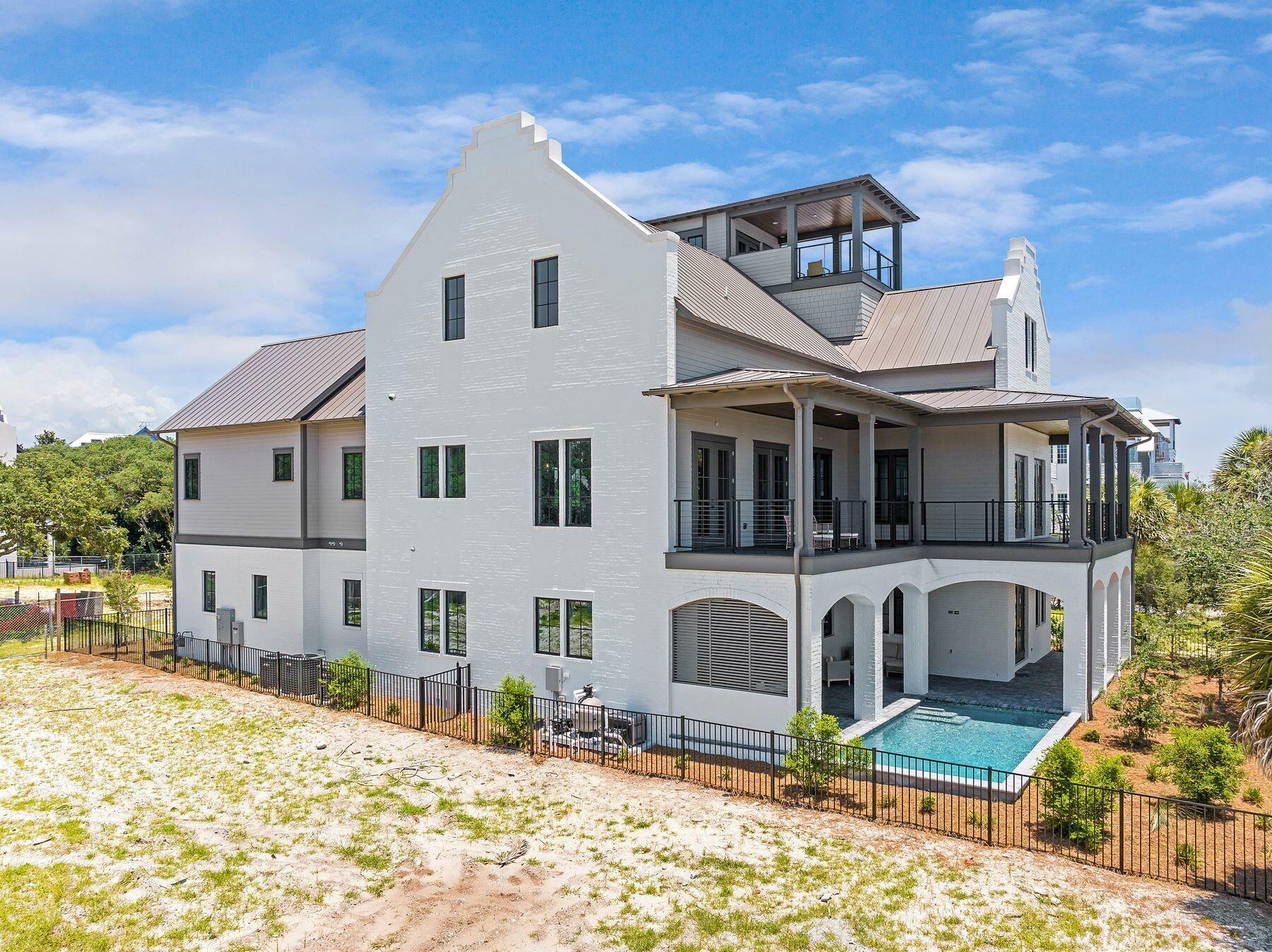 Property Photo: 3015 E County Road 30A FL 32459