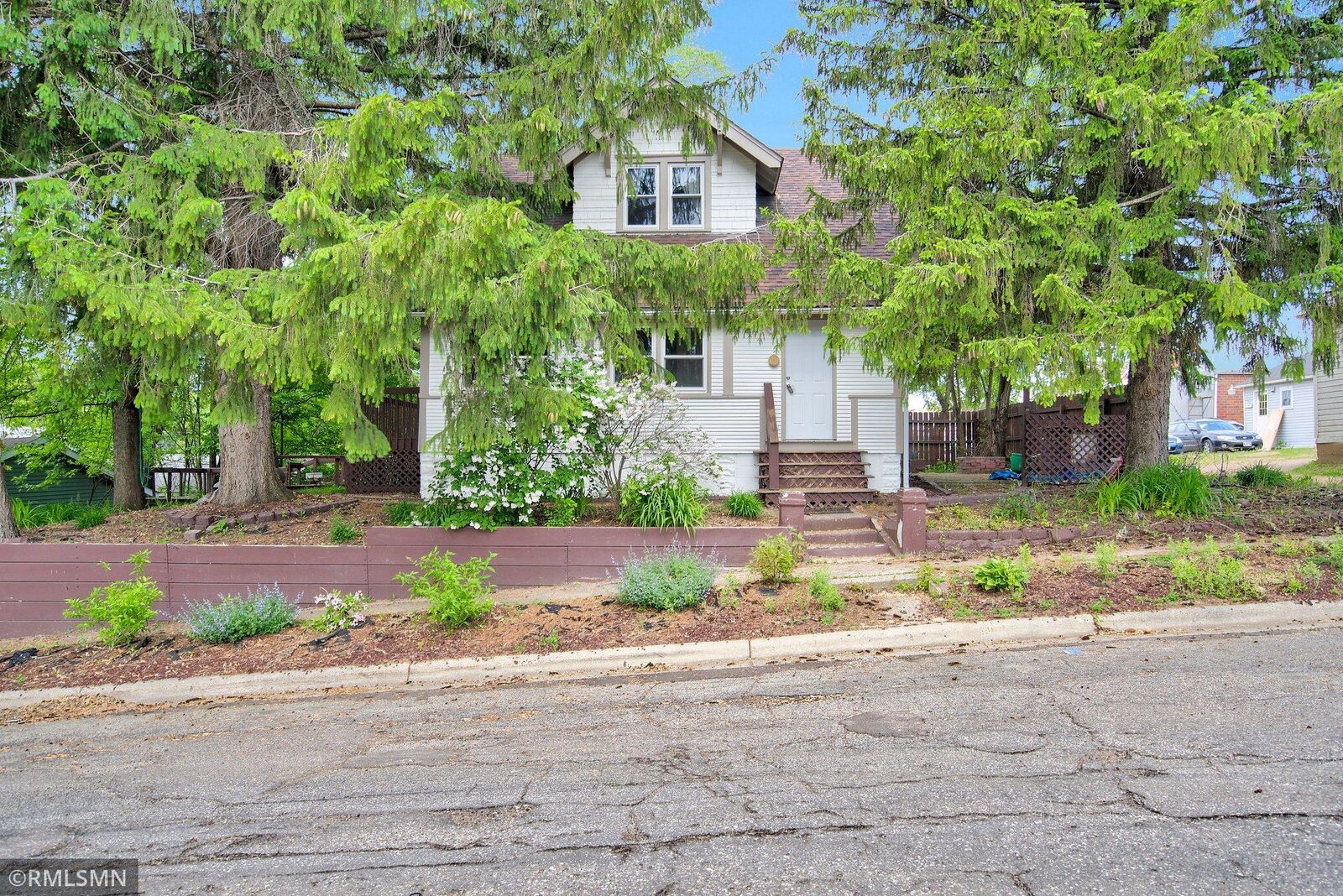 Property Photo:  119 Brush Street  MN 55368 