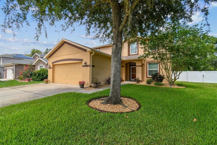 Property Photo: 12210 Fall Creek Court FL 34669