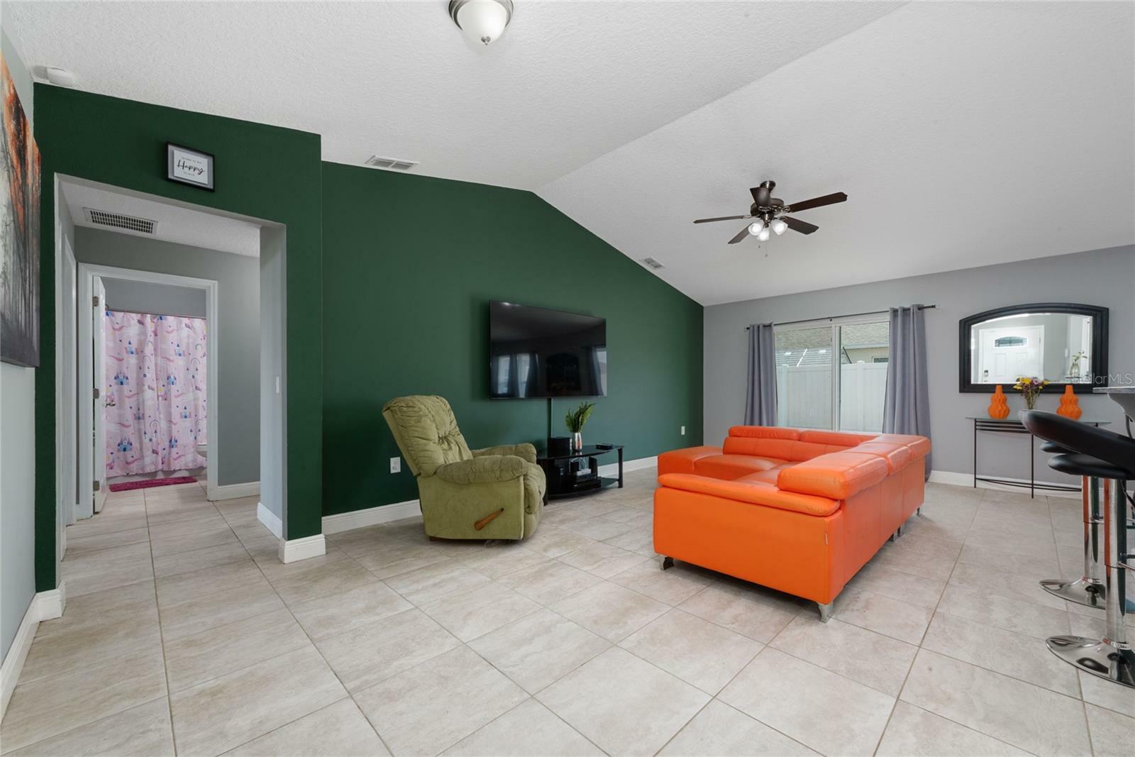 Property Photo:  340 Elderberry Court  FL 34759 