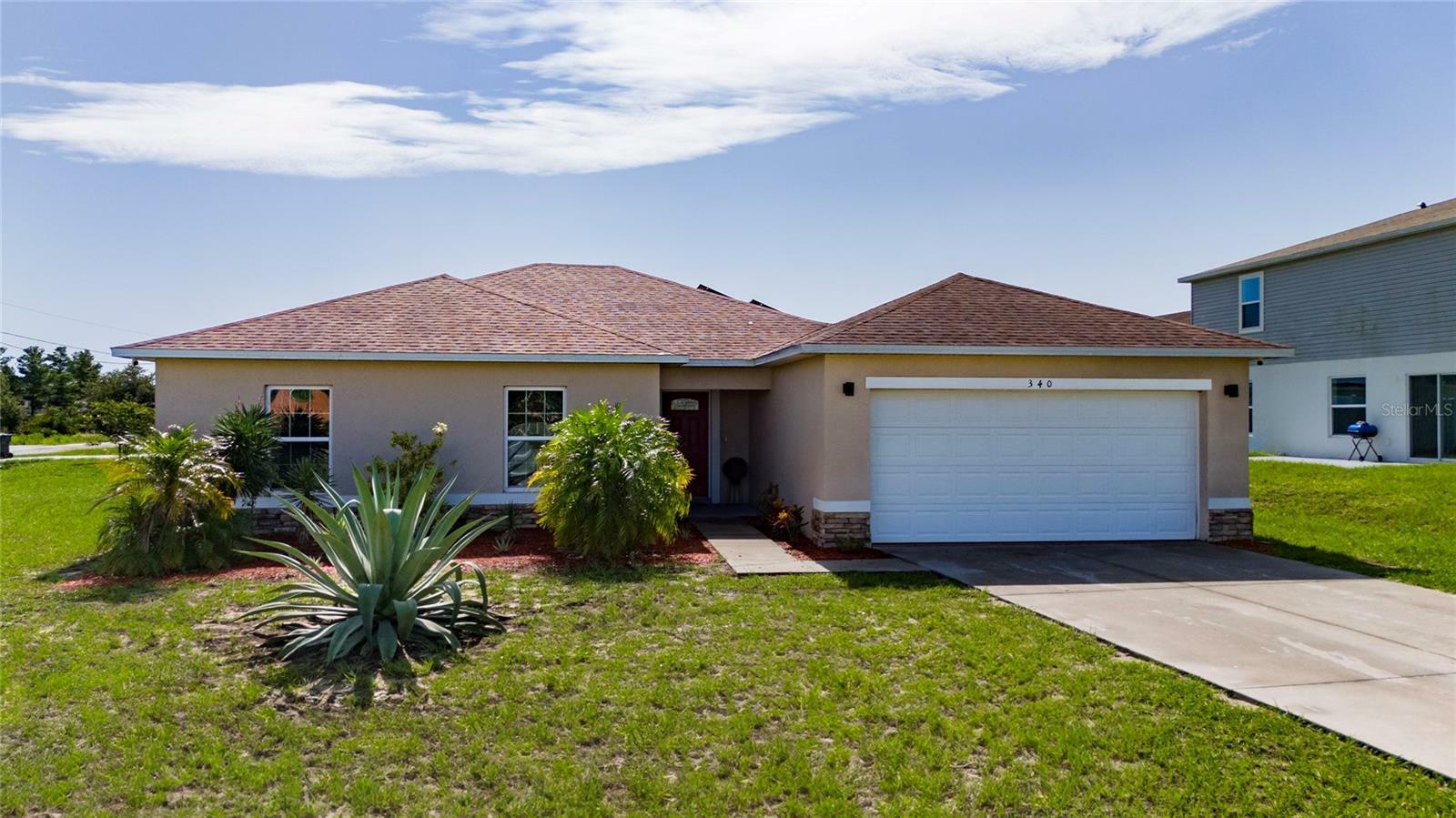 Property Photo: 340 Elderberry Court FL 34759