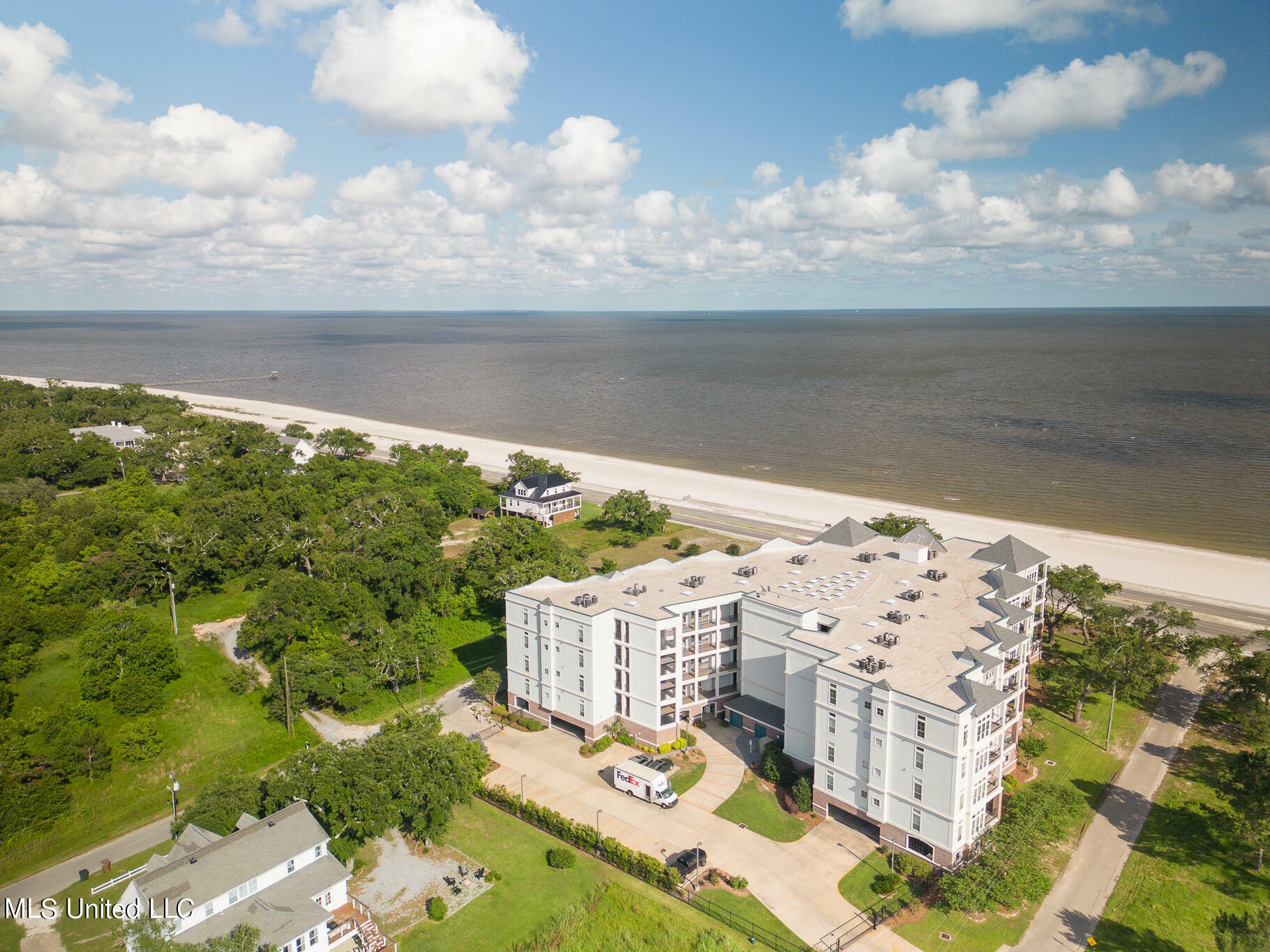 Property Photo:  1100 W Beach Boulevard  MS 39571 