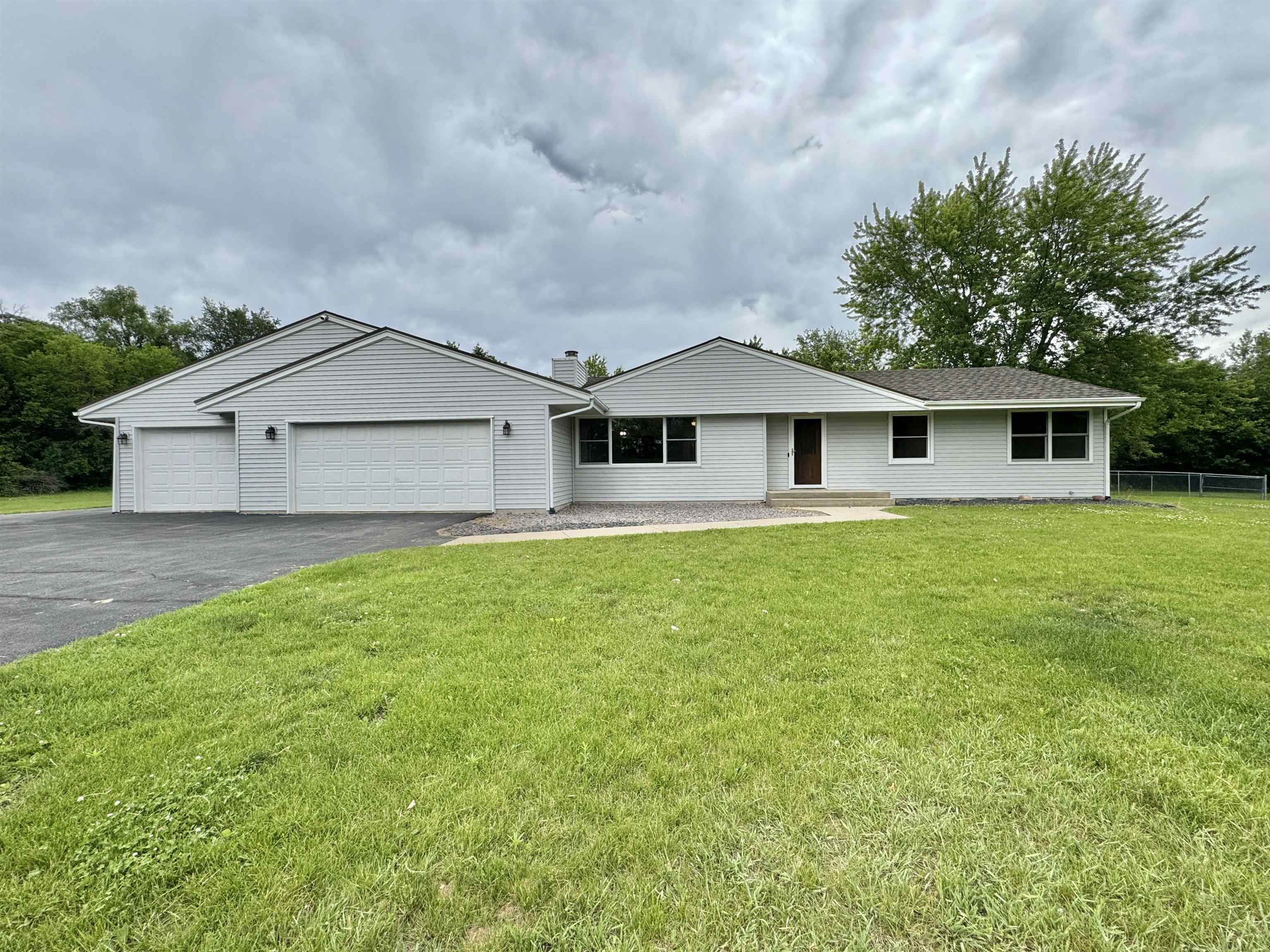 Property Photo:  15551 Cannell Road  IL 61072 