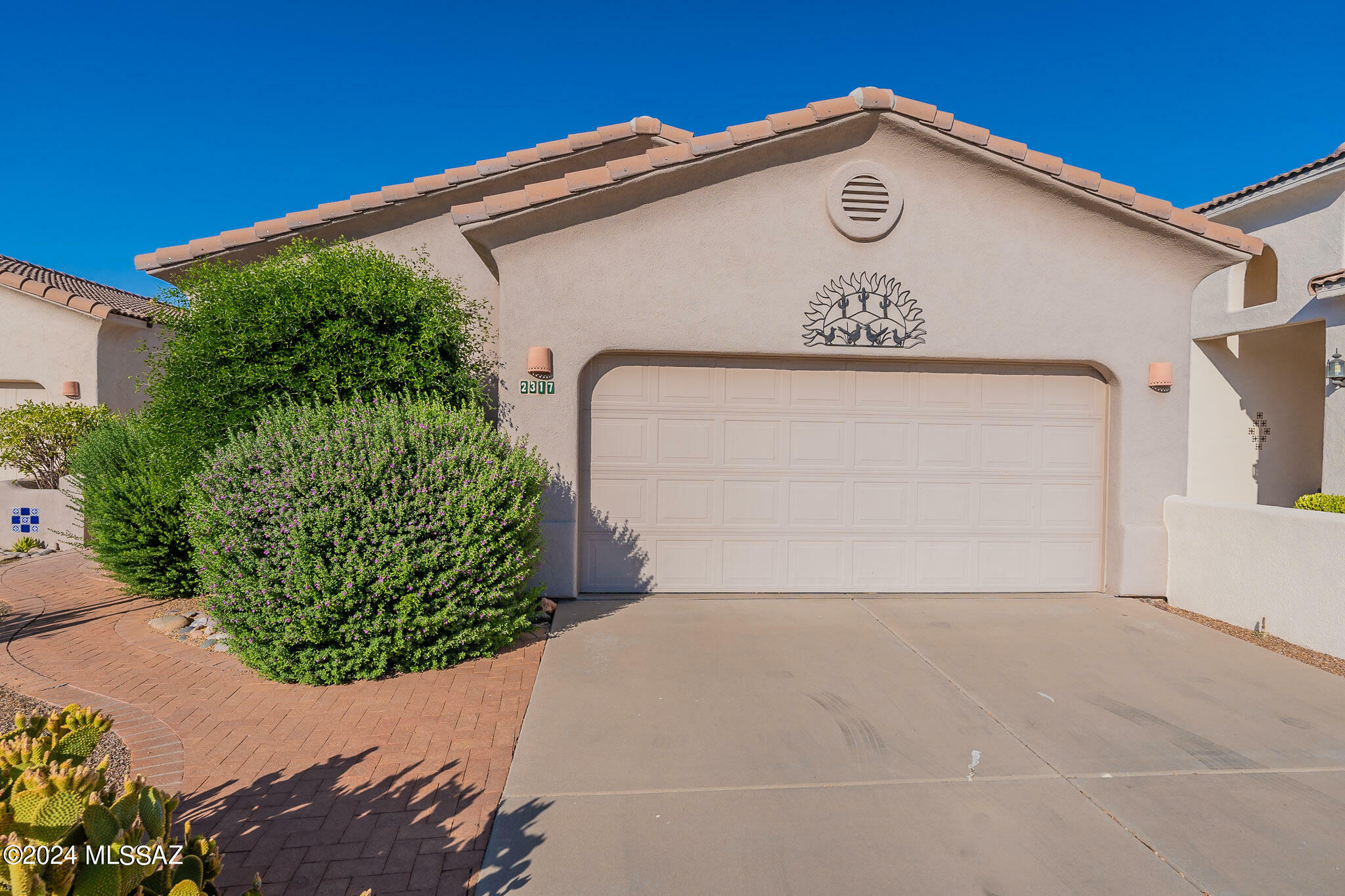 Property Photo:  2317 S Va Tulum  AZ 85614 