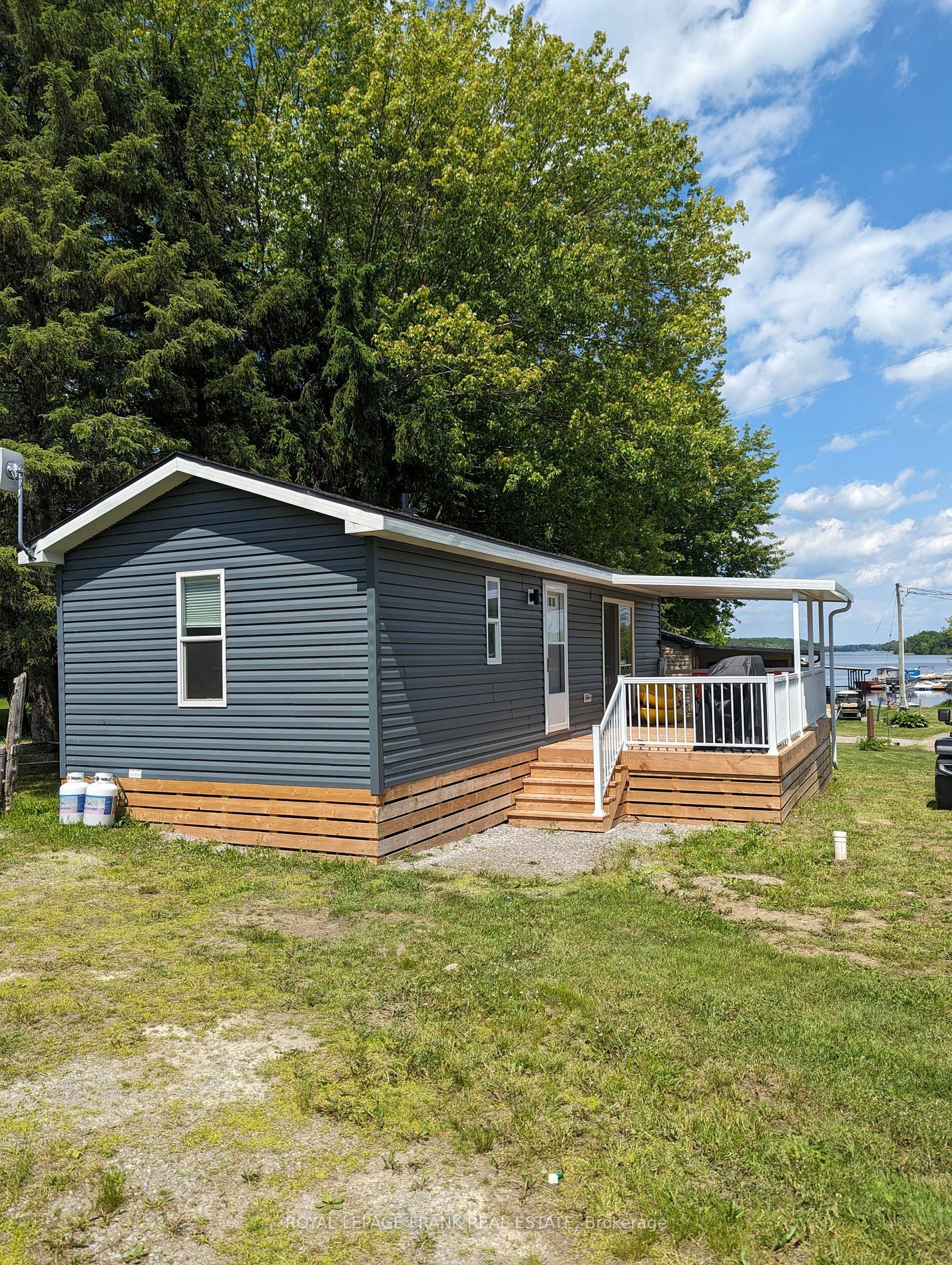 Property Photo:  770 Scollard Line Th015  ON K0L 1T0 