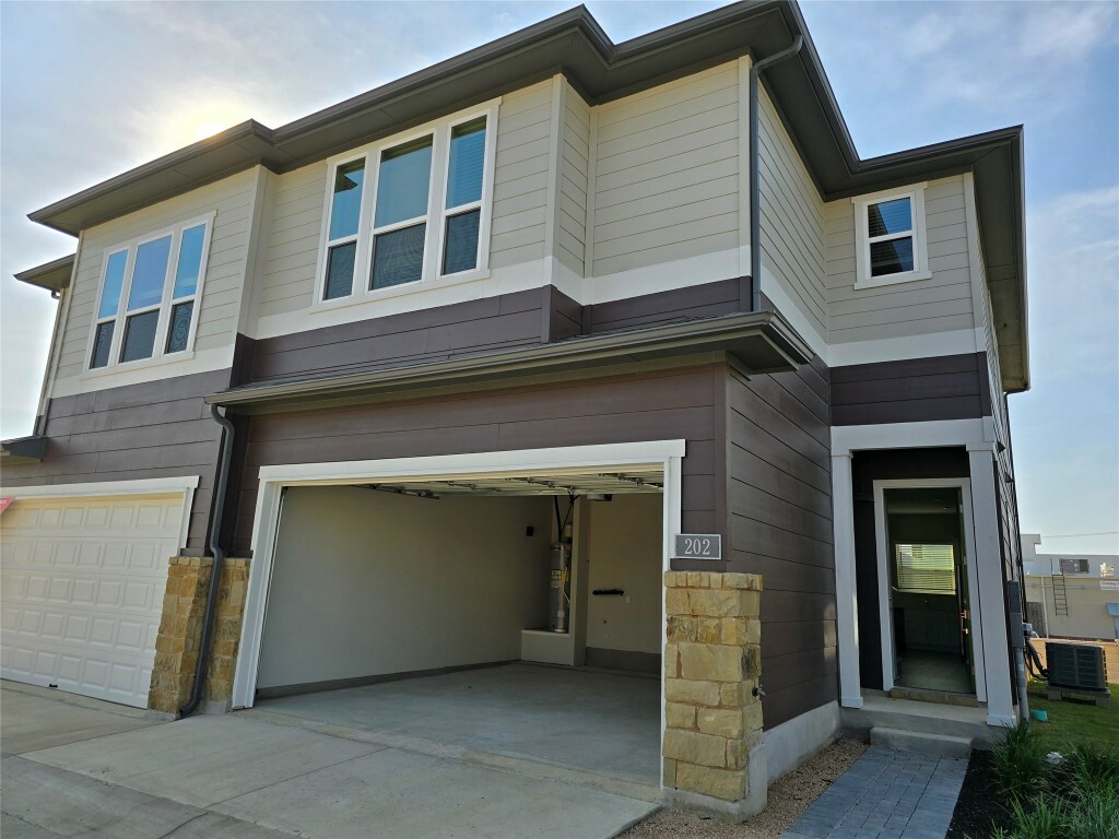 Property Photo:  1020 Vista View Drive 202  TX 78626 