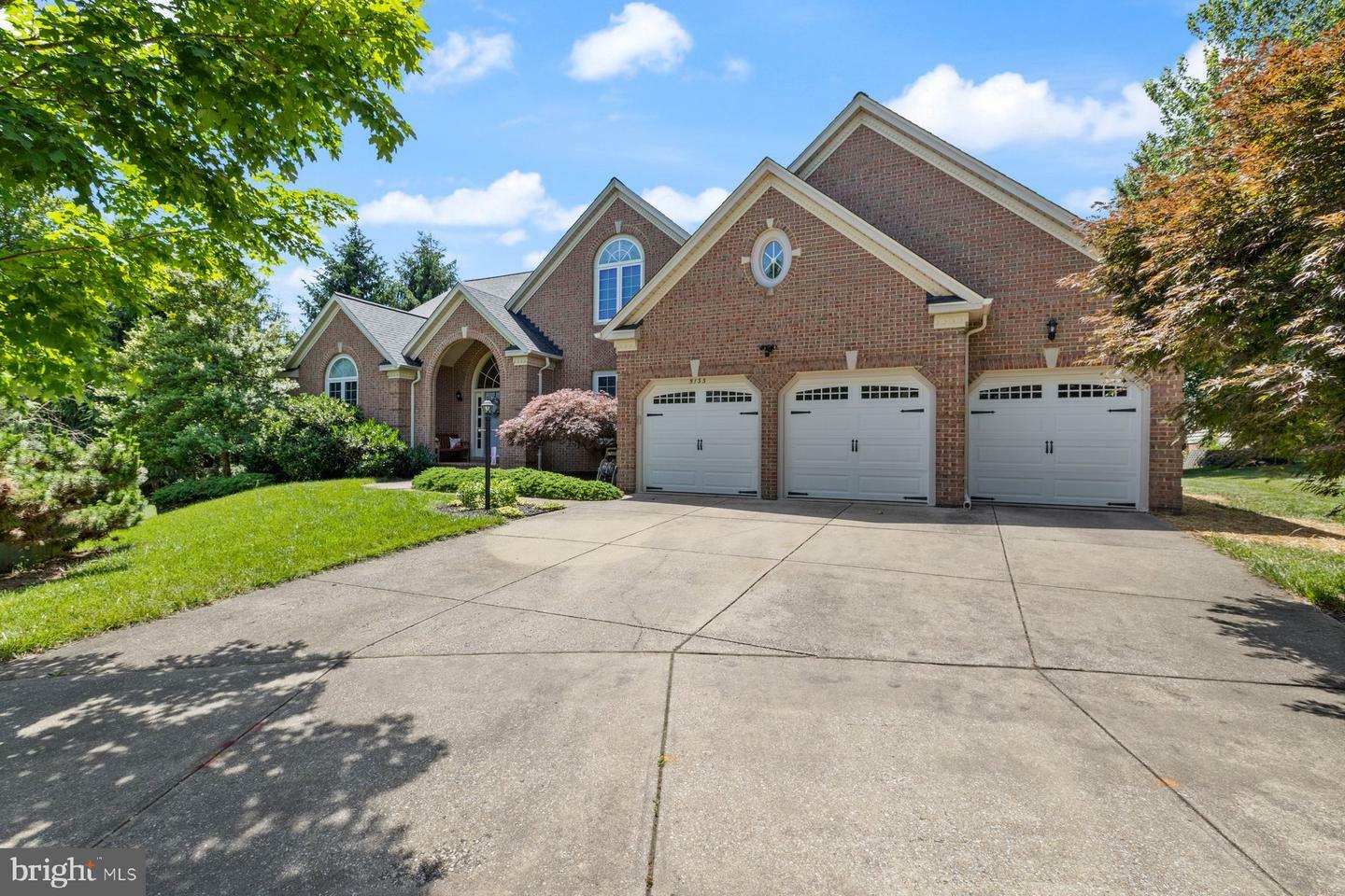 Property Photo: 5133 Northern Fences Lane W MD 21044