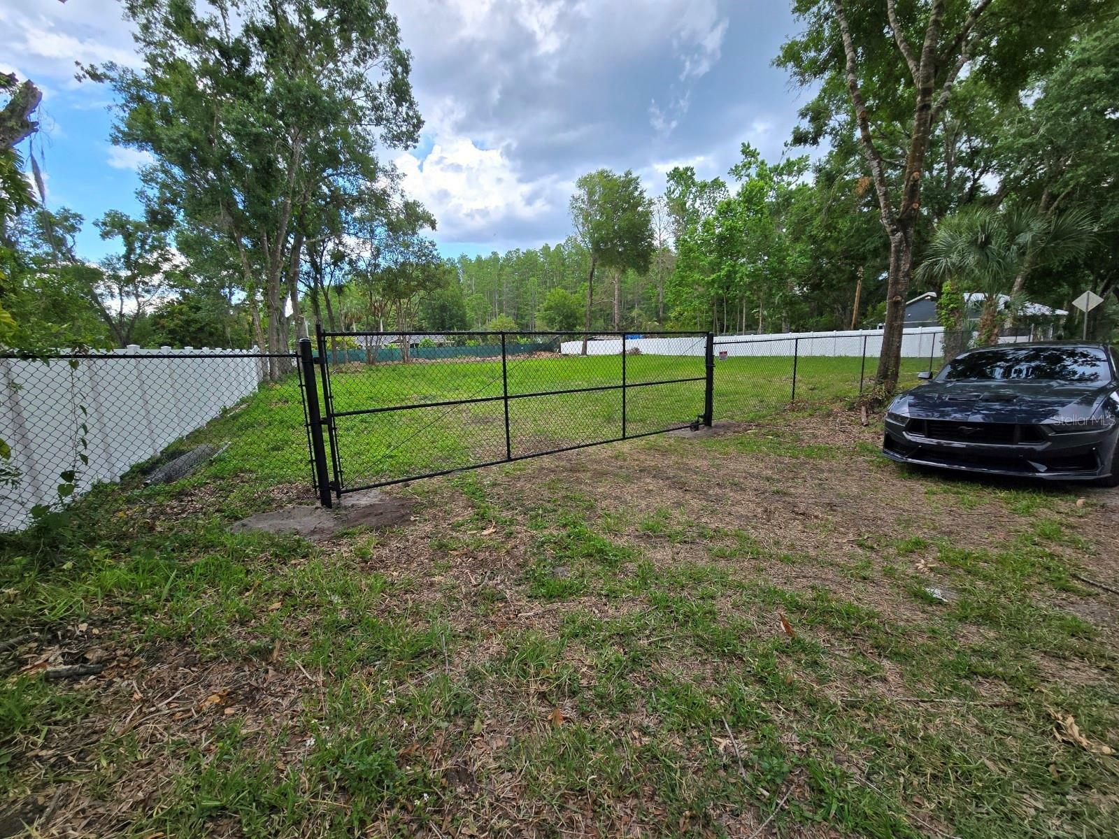 Property Photo: Rowland Dr FL 33556