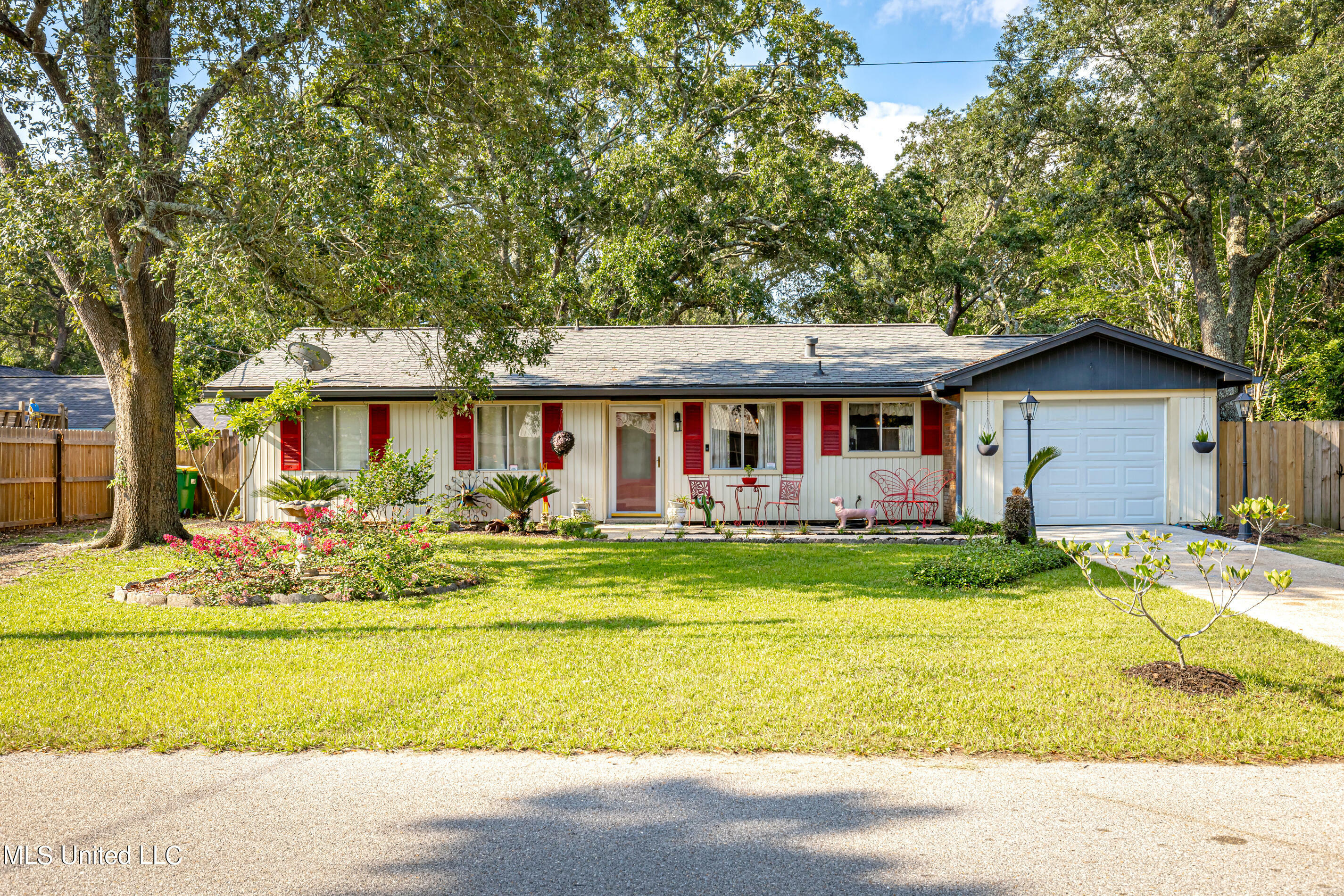 Property Photo:  8625 Mermaid Avenue  MS 39564 